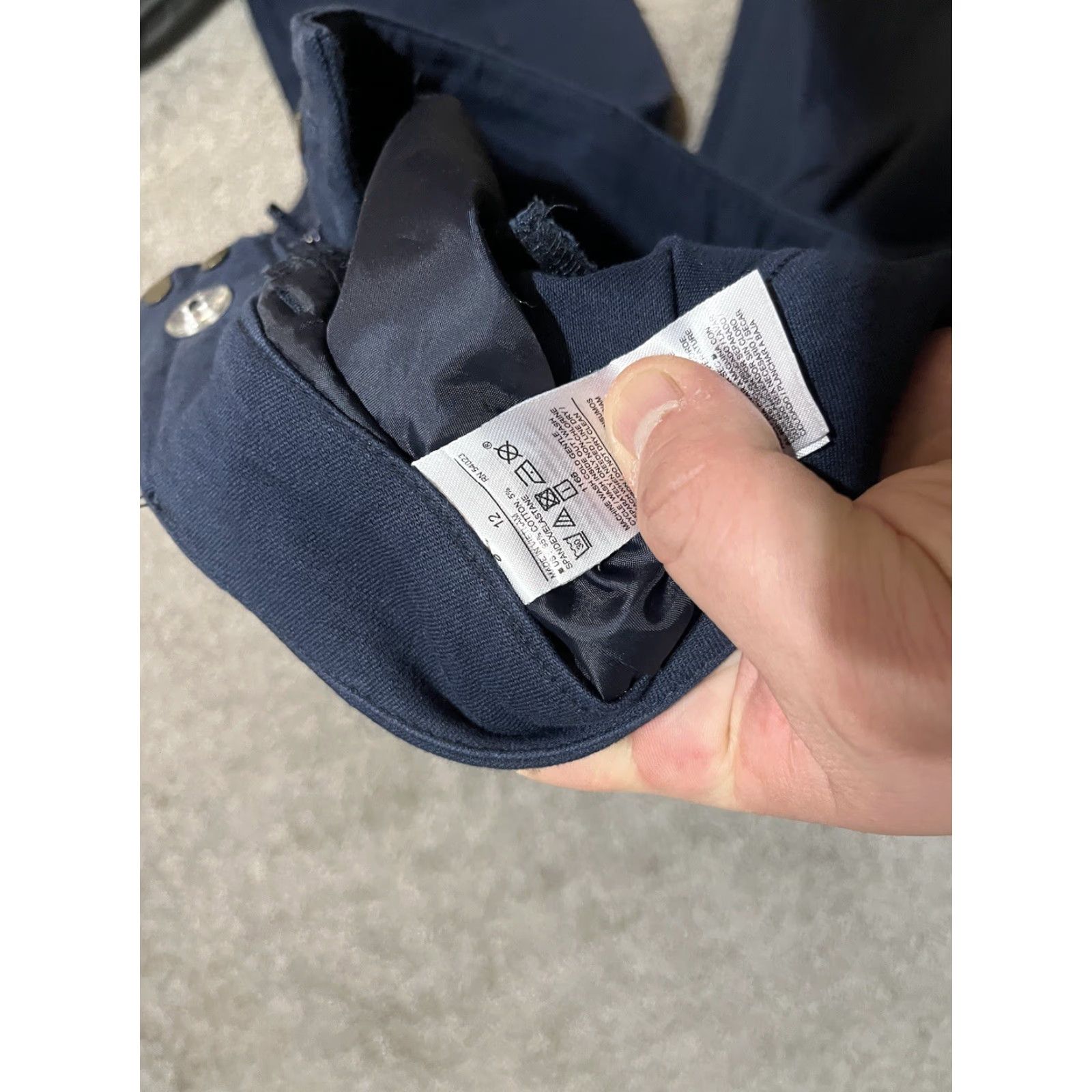 Old Navy Old Navy Pants Women Size 12 Navy Blue Pixie Crop Ankle Slim Pockets Mid Rise Cotton Blend Size 34" / US 12 / IT 48 - 6 Thumbnail