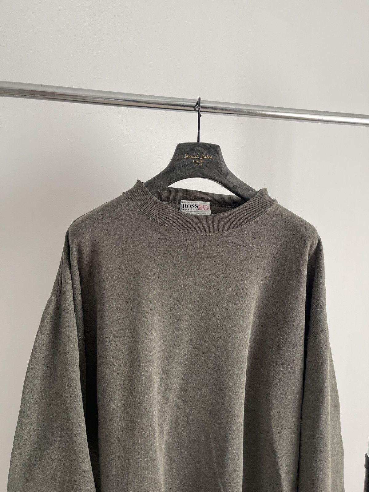 Hugo Boss Vintage rare 80s Hugo boss sweatshirt sweater grey Size US XL / EU 56 / 4 - 2 Thumbnail