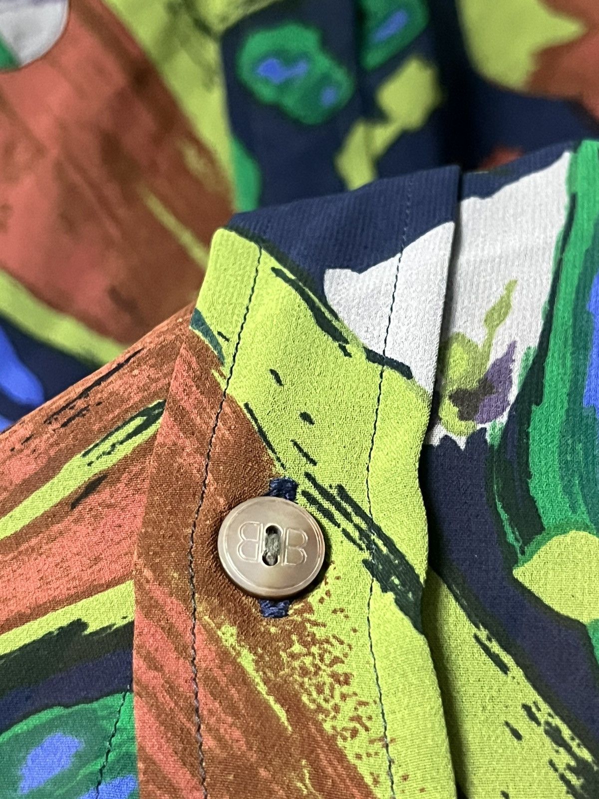 Balenciaga Balenciaga Silk Shirt With Two Pocket Size US L / EU 52-54 / 3 - 7 Thumbnail