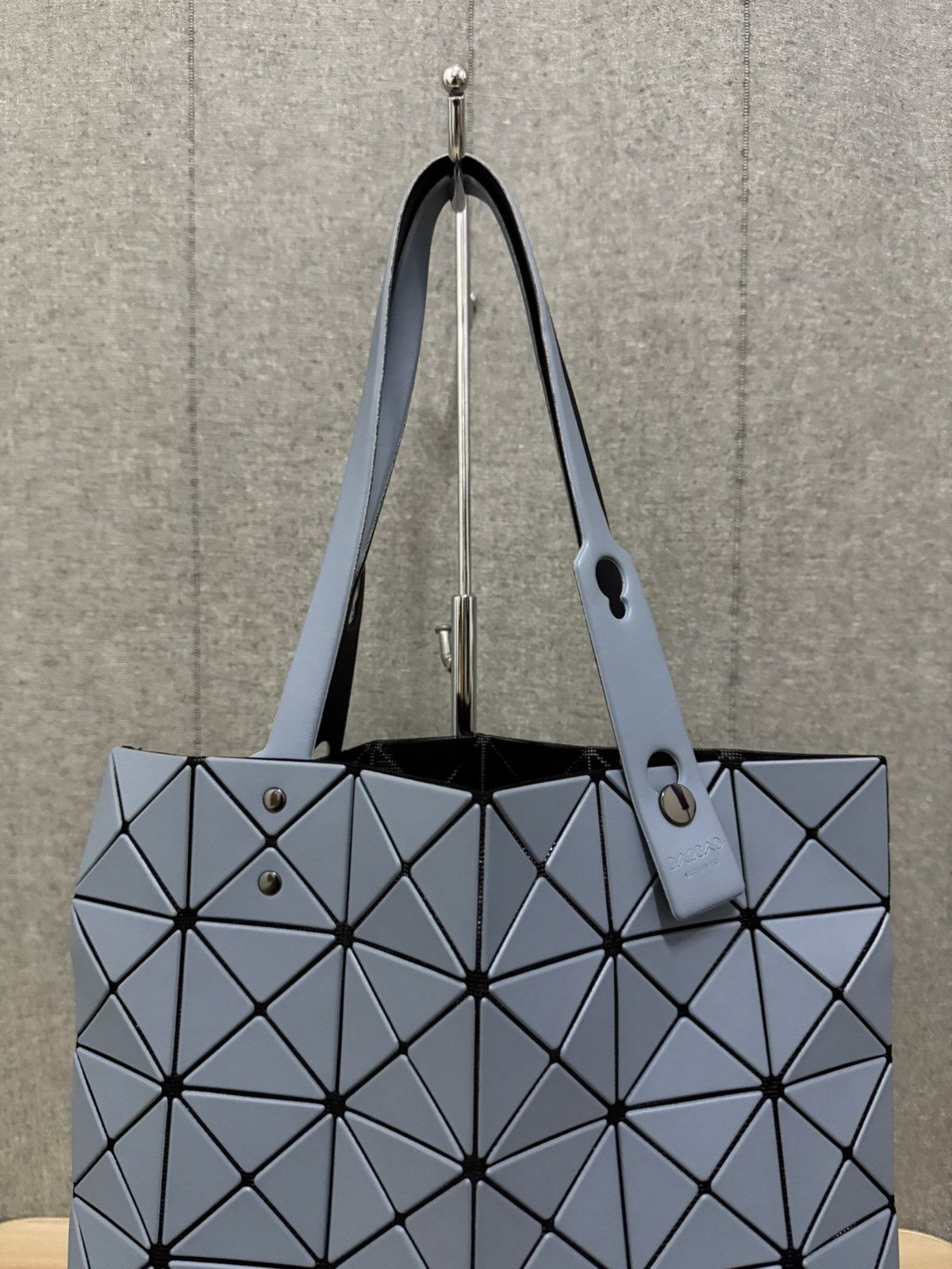Issey Miyake Bao Bao Bao Bao Issey miyake Blue Geometric Tote bag Size ONE SIZE - 2 Thumbnail