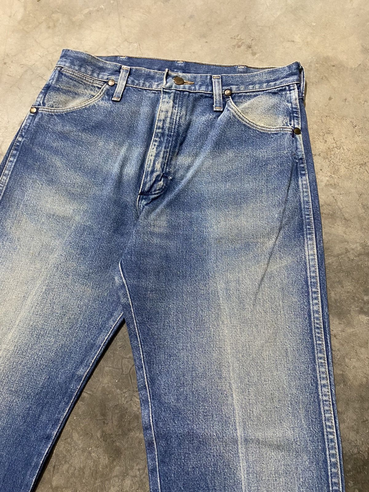 Vintage × Wrangler Jeans Vintage Wranglers Washed Blue Distressed Size US 30 / EU 46 - 11 Thumbnail