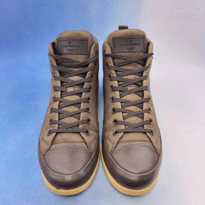 Louis Vuitton Louis Vuitton Brown High-Top Sneakers for Men -2508 Size US 9.5 / EU 42-43 - 1 Thumbnail