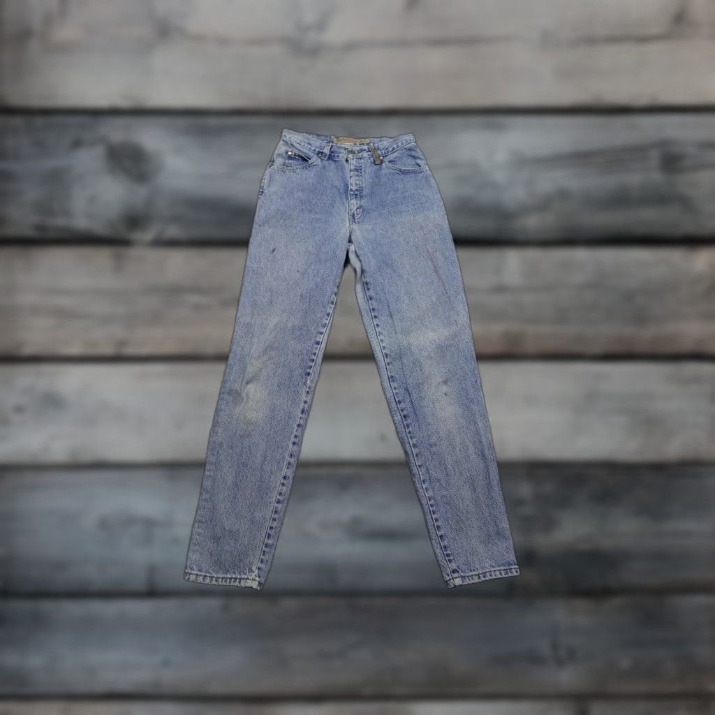 Levi's VINTAGE Levi's Jeans 900 Womens Size 9 Blue Relaxed Fit Tapered Leg Light Wash Special Size 30" / US 8 / IT 44 - 1 Thumbnail