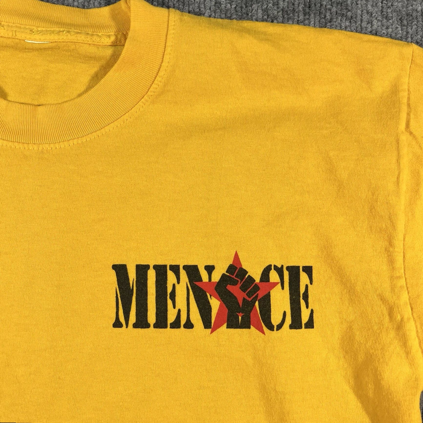 Vintage Menace Los Angeles T-Shirt Mens M Yellow Graphic Print Black Power Fist BLM 90s Streetwear USA Short Sleeve Double-Sided Size US M / EU 48-50 / 2 - 4 Thumbnail