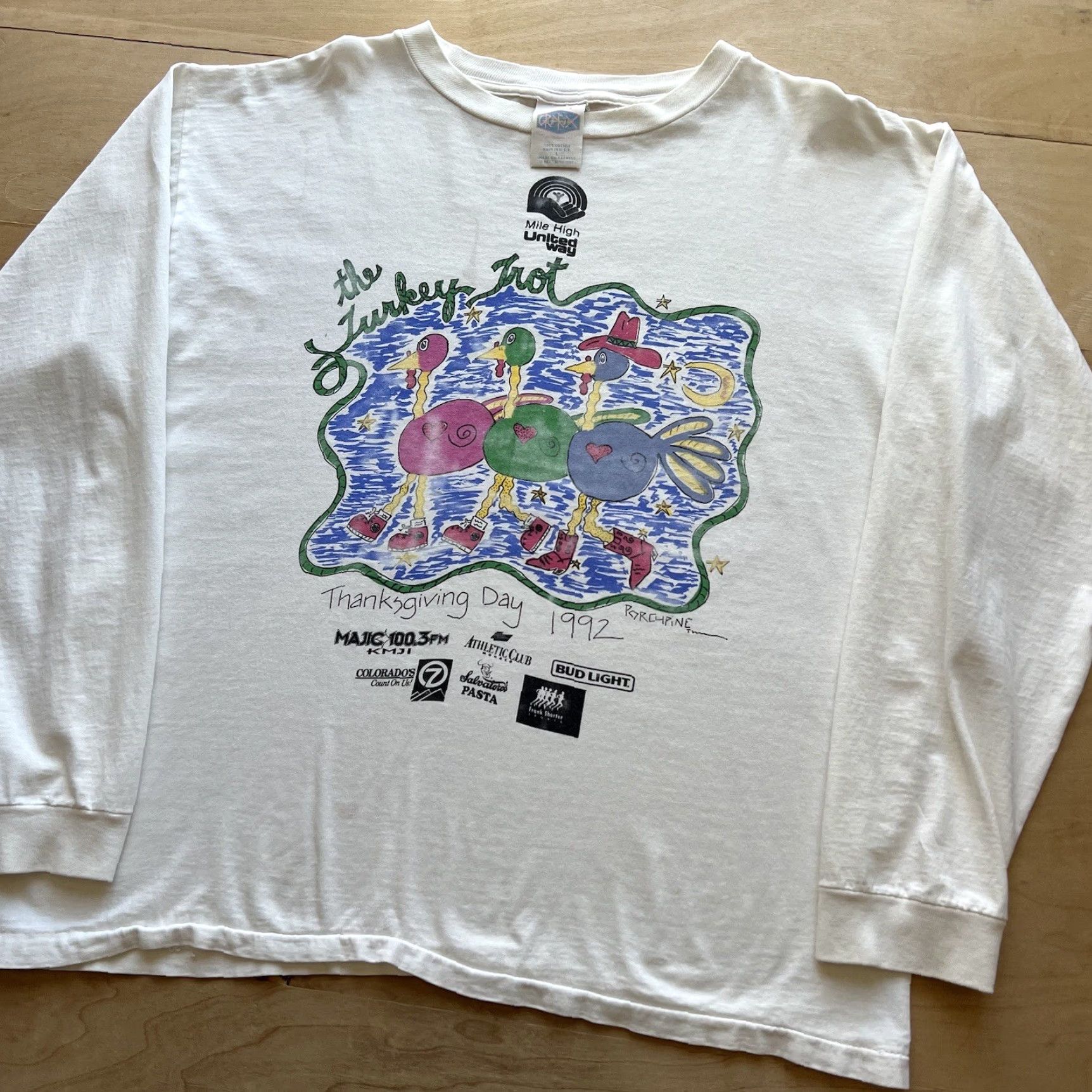 Vintage VINTAGE Turkey Trot Thanksgiving Shirt Large White 90s Long Sleeve Running Faded Size US L / EU 52-54 / 3 - 7 Thumbnail