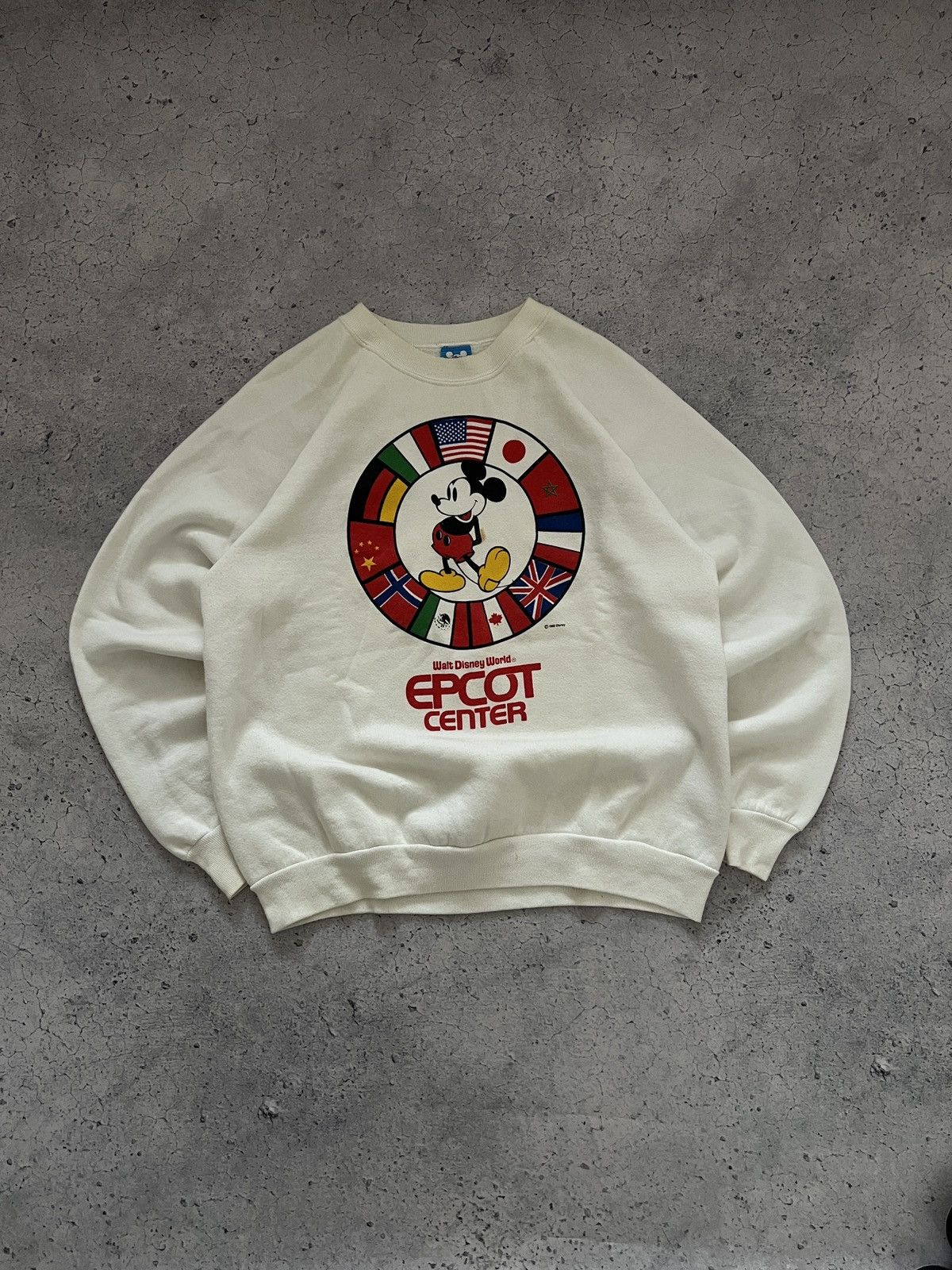 Disney ❗️RARE❗️ Walt Disney World Mickey Mouse 1982 Sweatshirt 80’s Size US XL / EU 56 / 4 - 1 Thumbnail
