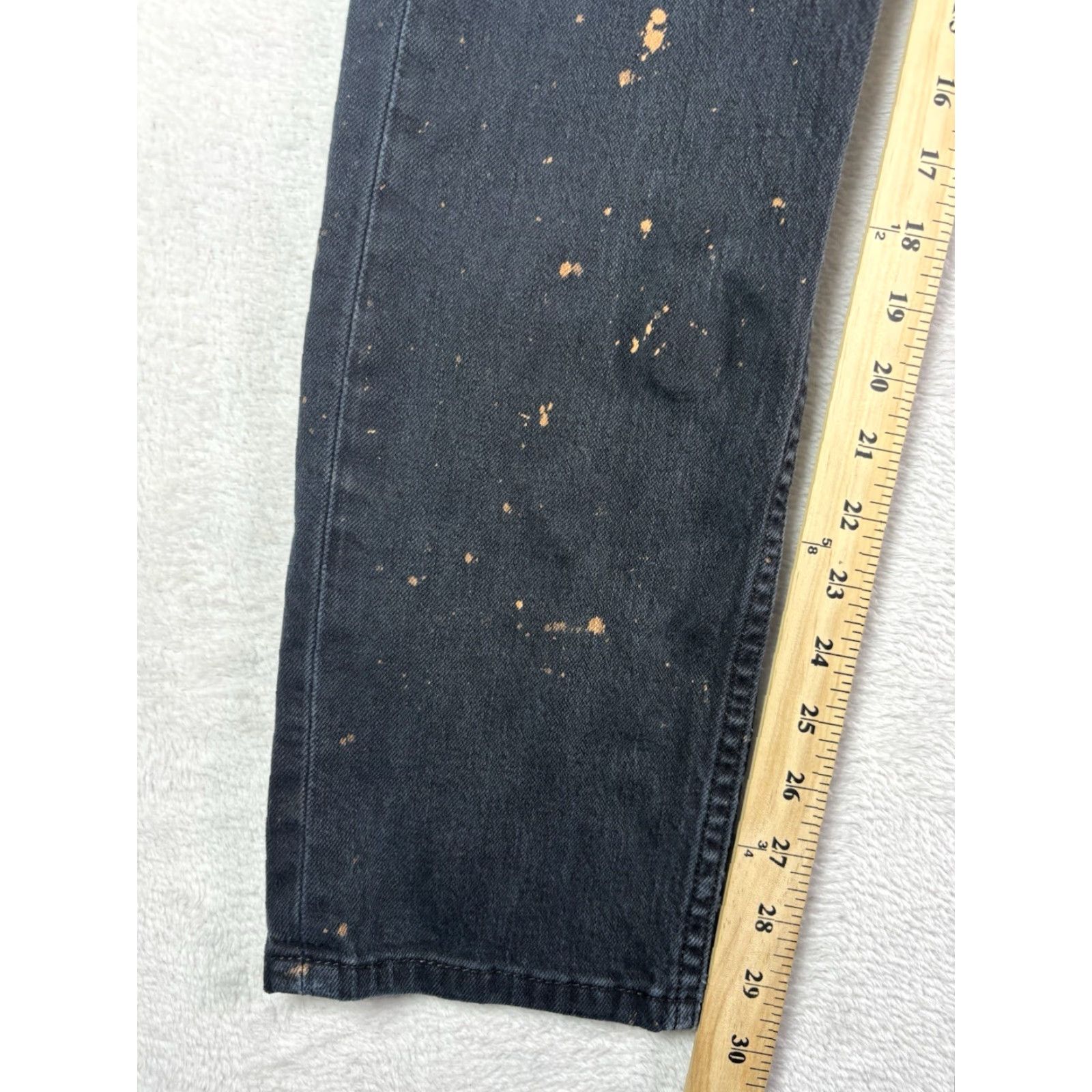 Levi's VINTAGE Levi's 511 Jeans Mens Regular Fit 32x32 Black Denim Distressed Cotton Blend 32in Inseam USA Mexico Levis 500 Series Pants Size 32 Mens Jeans Size US 32 / EU 48 - 4 Thumbnail