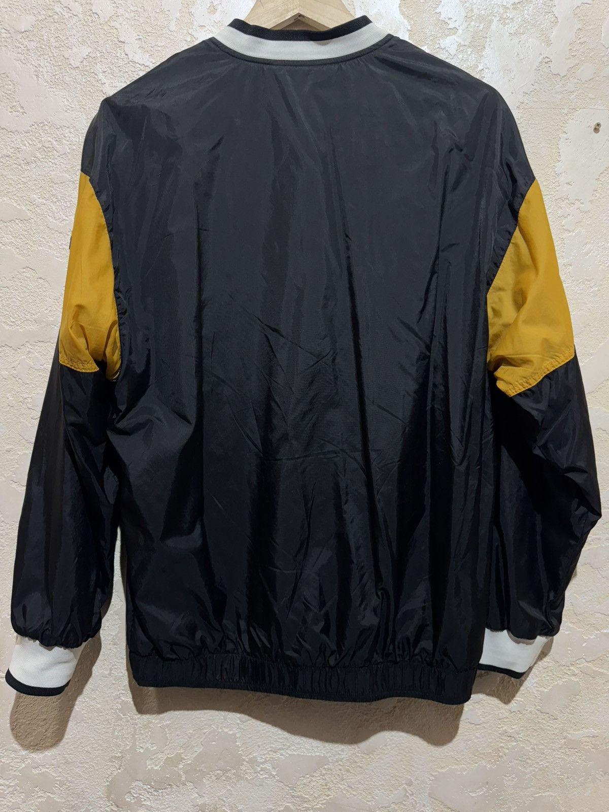 Other Nike Vintage Black Nylon Sweatshirt/Jacket Big Nike Logo Size US S / EU 44-46 / 1 - 12 Thumbnail