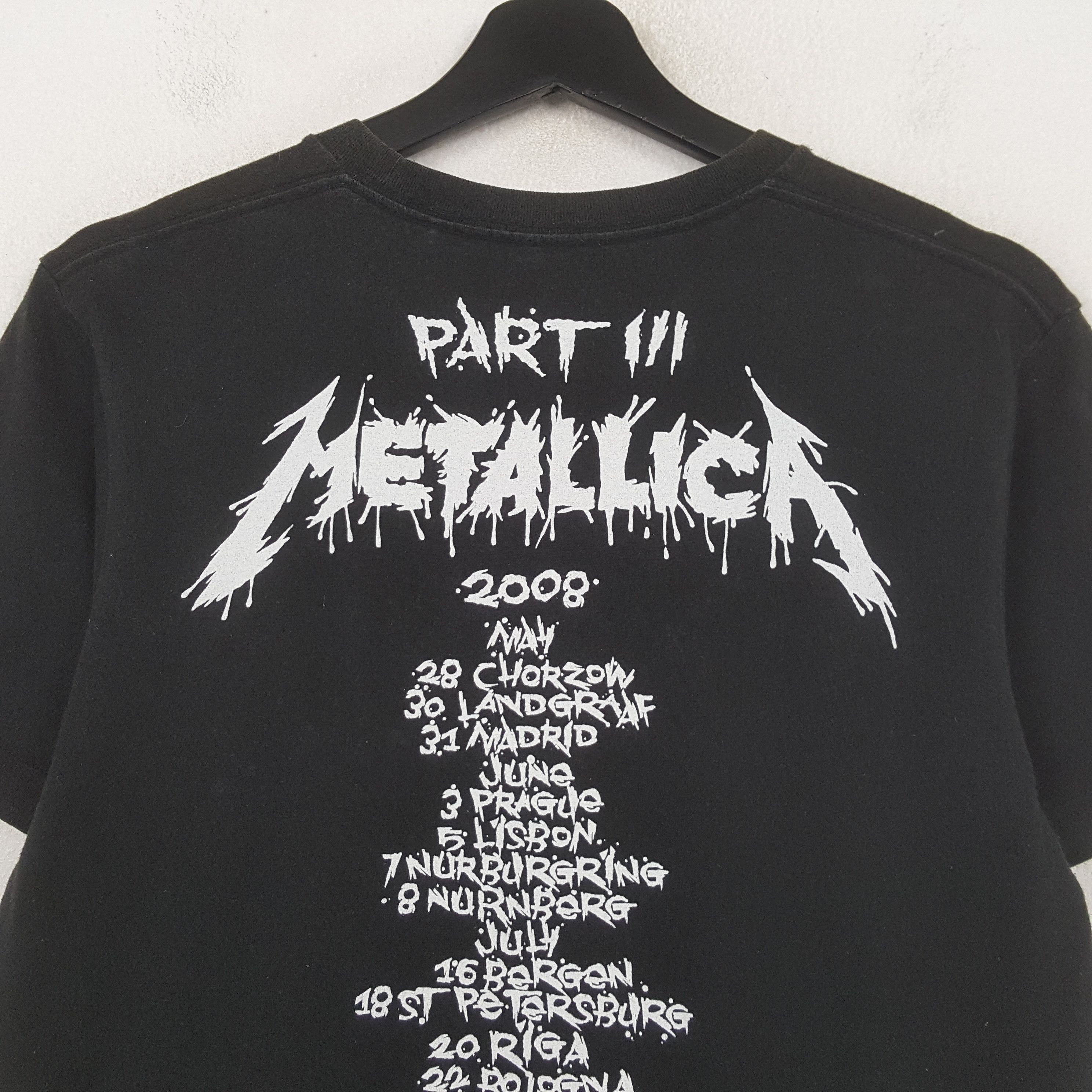 Band Tees Metallica Rock Band Uniqlo Tshirt RR29 Size US M / EU 48-50 / 2 - 2 Thumbnail