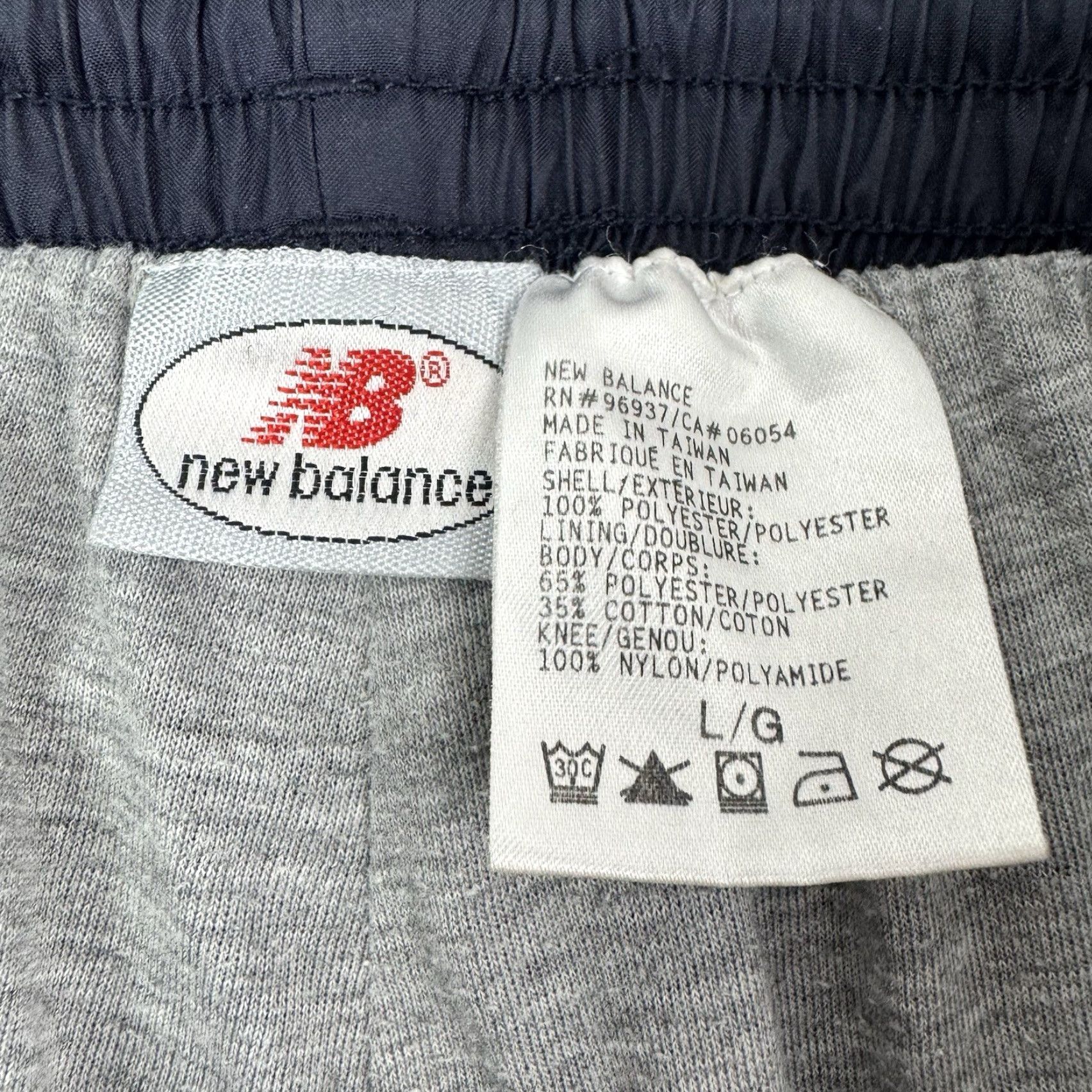 New Balance Vintage New Balance Track Pants Mens Large Blue 90s Hipster Grunge Baggy Elastic Waist Sports Size US 33 - 6 Thumbnail