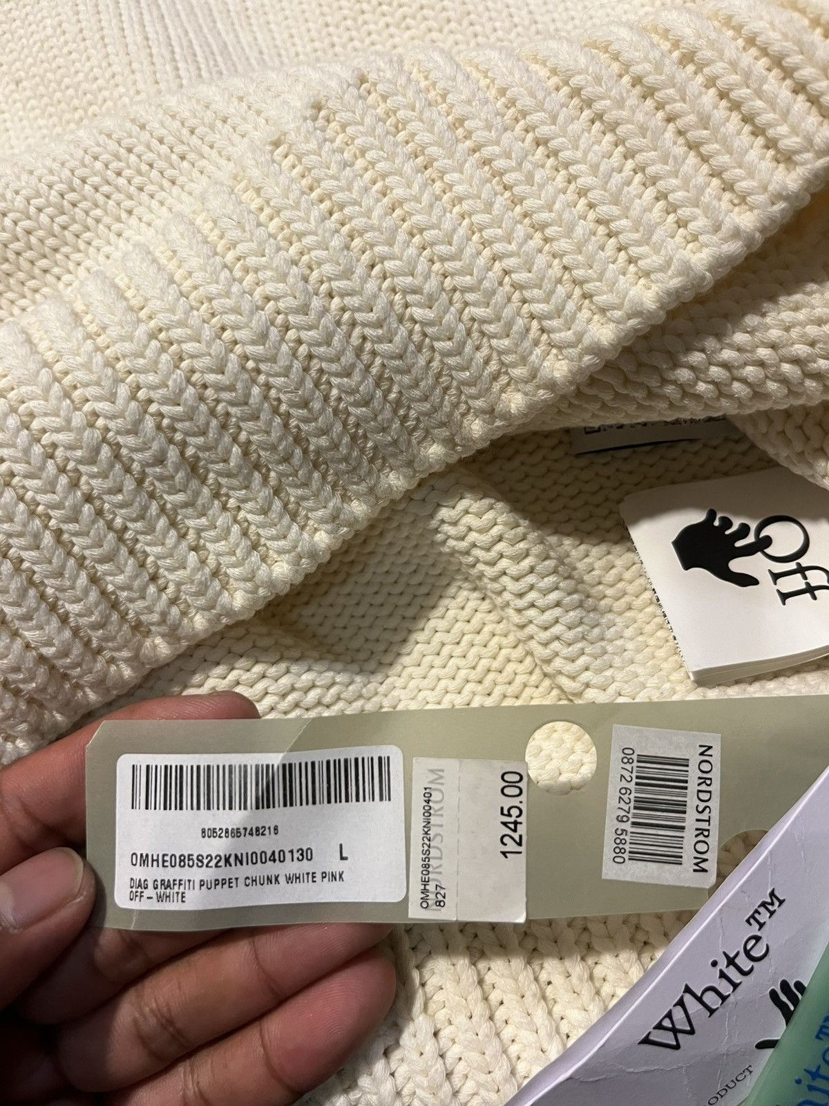 Off-White Off White Graffiti Puppet Large DEADSTOCK 2013 Seasonal Knit Size US L / EU 52-54 / 3 - 10 Thumbnail