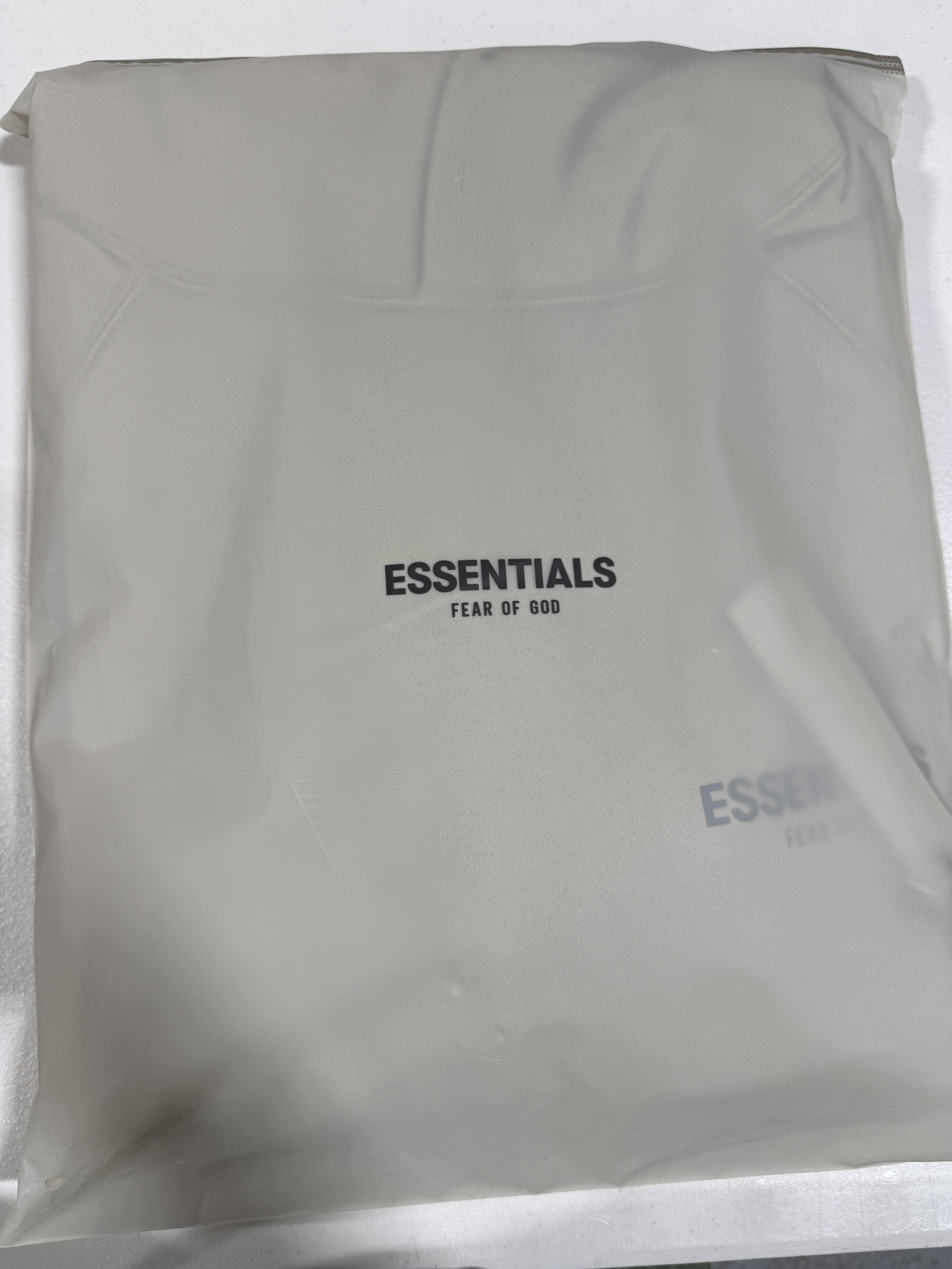 Fear of God Fear of God Essentials Pullover Hoodie String/Tan (XXL) Size US XXL / EU 58 / 5 - 3 Thumbnail