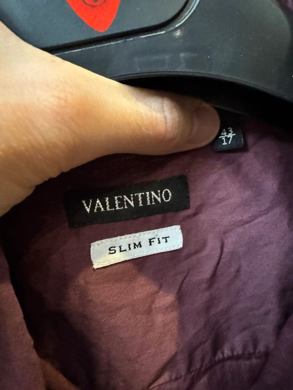 Valentino × Vintage Valentino Garavani Burgundy Slim Fit Shirt XL 43/17 Size US XL / EU 56 / 4 - 3 Thumbnail