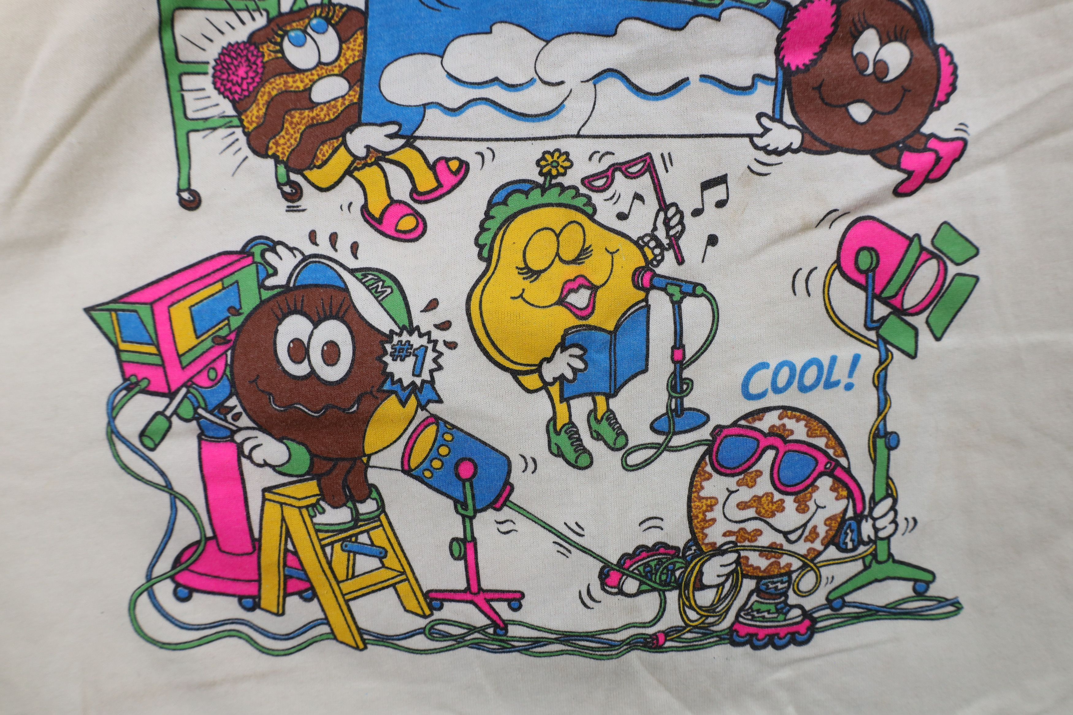 Vintage Vintage 90s Little Brownies Cookies Short Sleeve T-Shirt Size XL / US 12-14 / IT 48-50 - 6 Thumbnail
