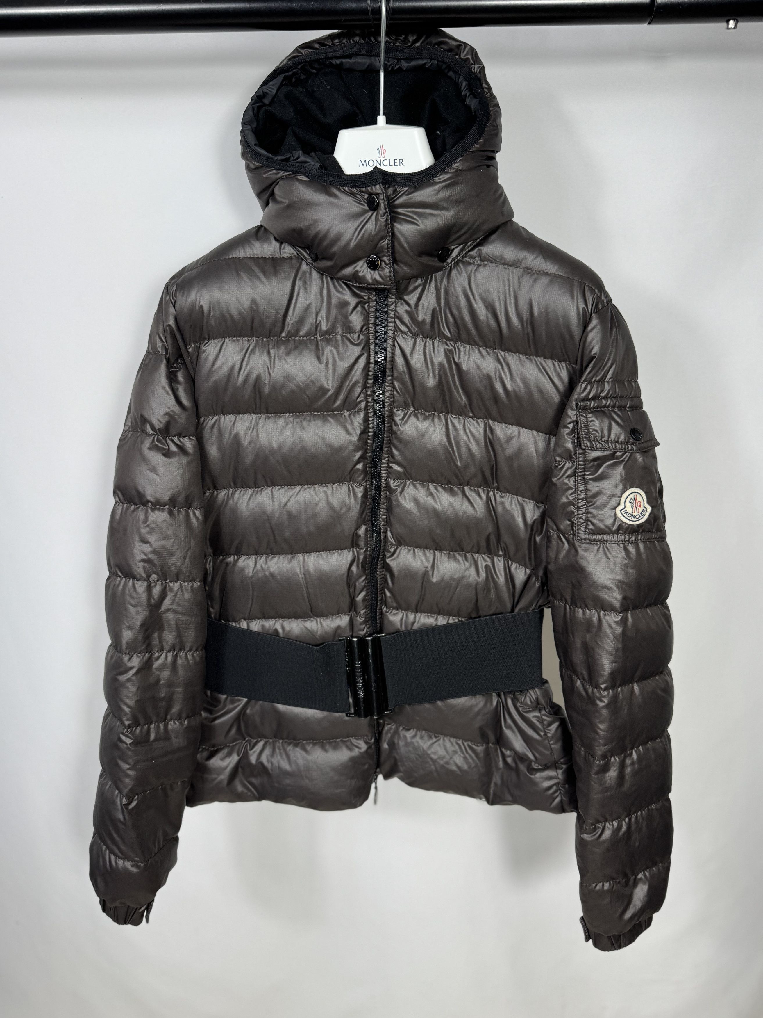 Moncler Moncler Bea Jacket Size M / US 6-8 / IT 42-44 - 1 Thumbnail