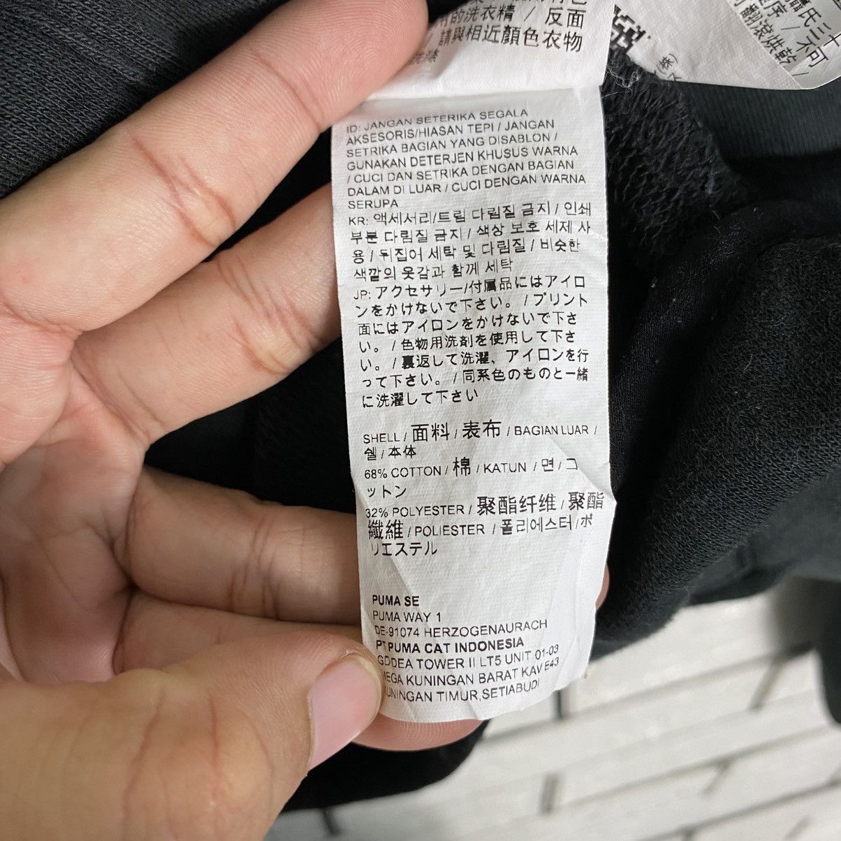 Japanese Brand Vintage Hoodie Pull Over Puma Ferrari Big Logo Size US L / EU 52-54 / 3 - 19 Thumbnail