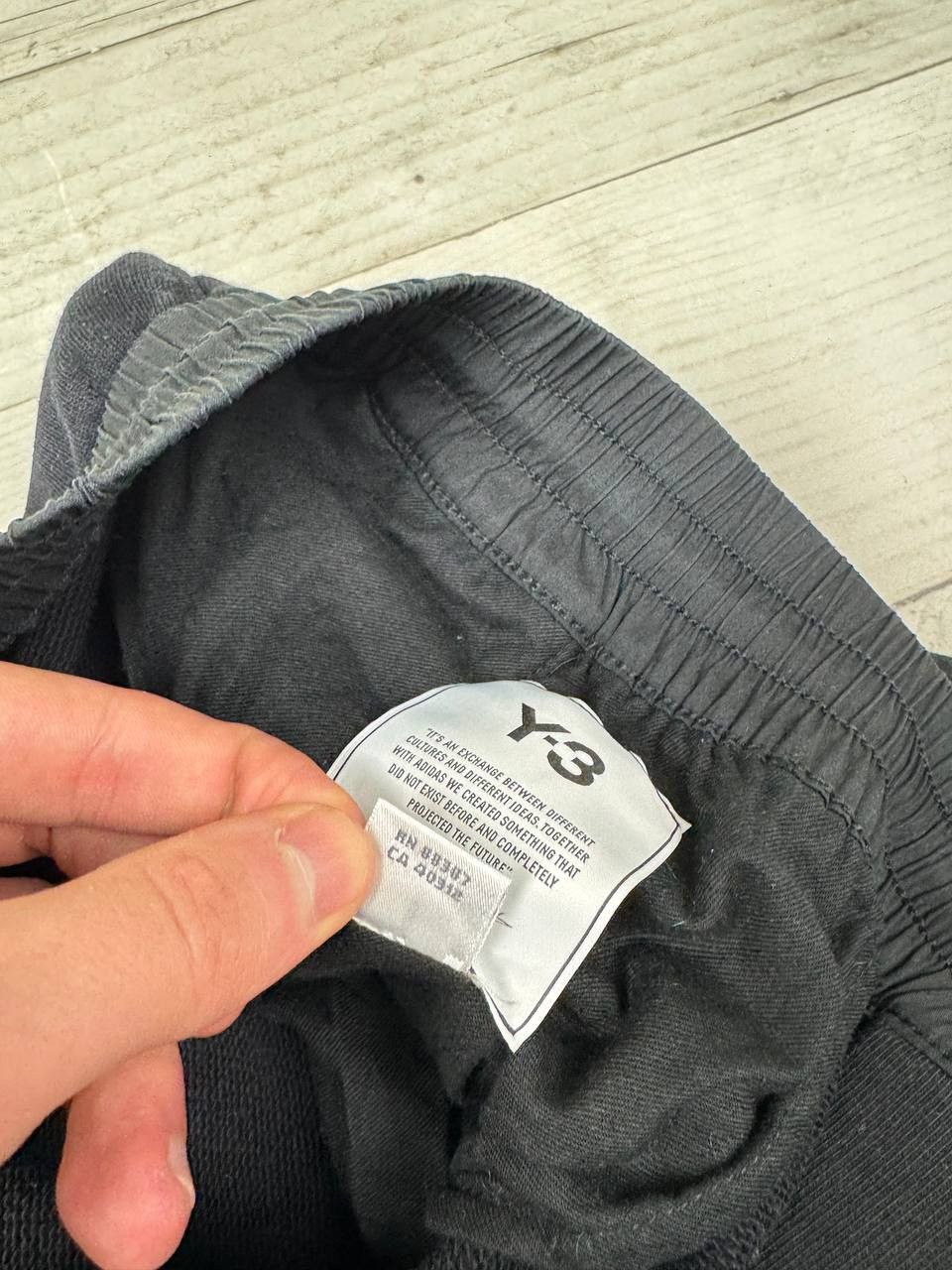 Adidas × Y-3 Adidas Y-3 Yohji Yamamoto Classic Terry Shorts Black Size US 36 / EU 52 - 10 Thumbnail