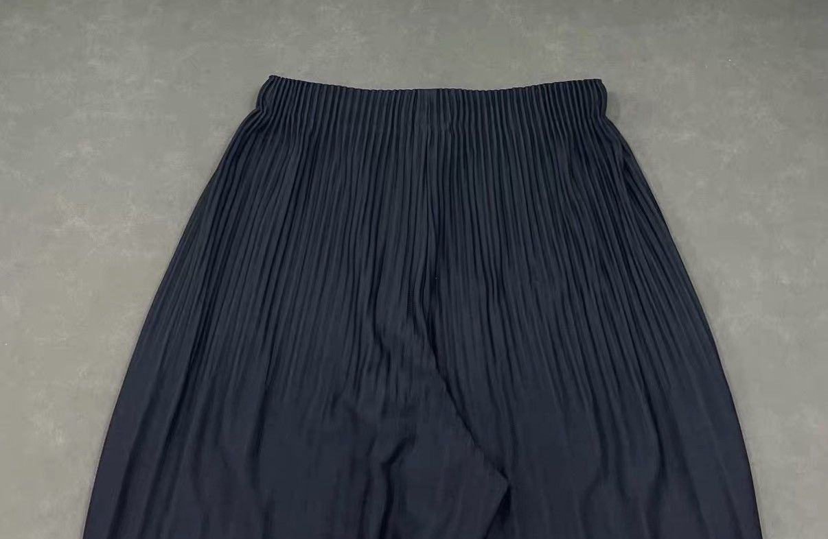 Homme Plisse Issey Miyake Homme Plissé Issey Miyake Relaxed Pleated Casual Pants J16 Size US 30 / EU 46 - 4 Thumbnail