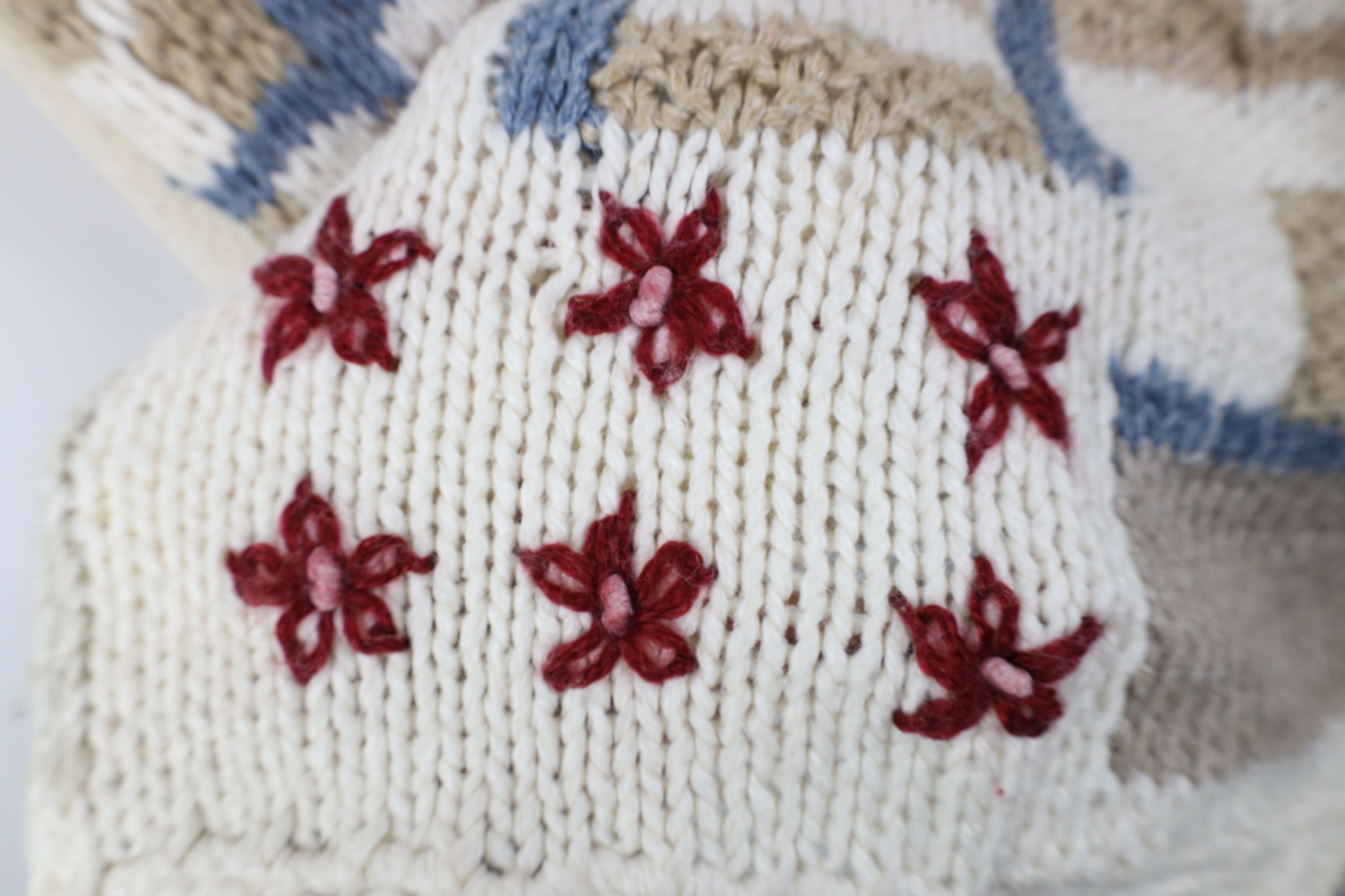 Vintage Vintage 90s Streetwear Hand Embroidered Flower Knit Sweater Size S / US 4 / IT 40 - 7 Thumbnail