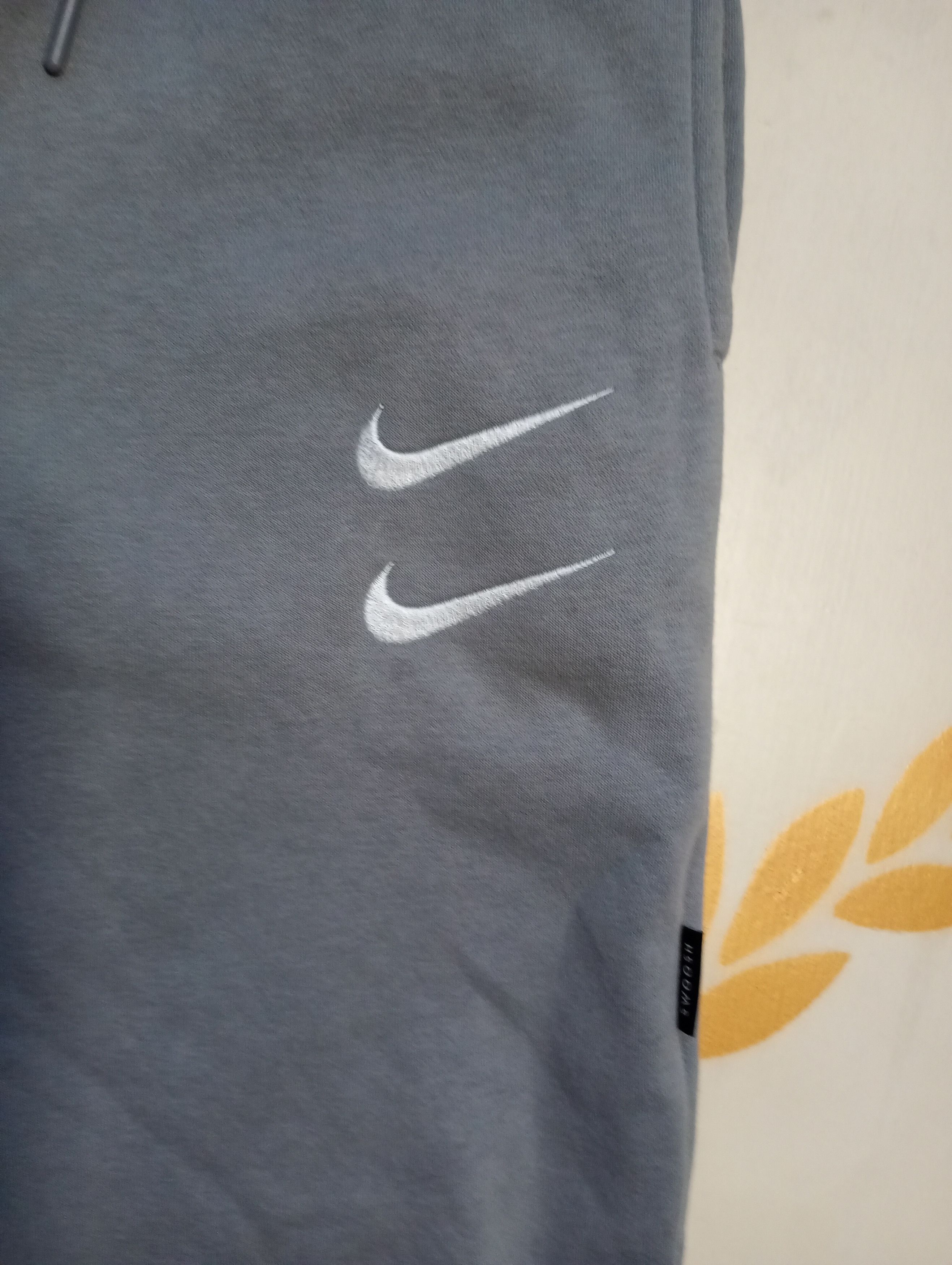 Nike NIKE M NSW SWOOSH PANT BB size XS Size US 29 - 5 Thumbnail