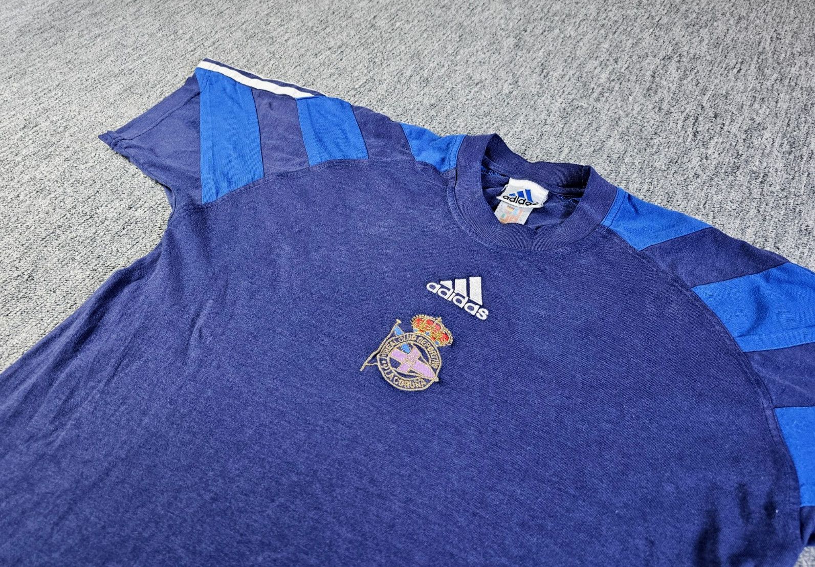 Adidas Vintage 90s Adidas Deportivo La Coruna Training Shirt S Size US S / EU 44-46 / 1 - 1 Thumbnail