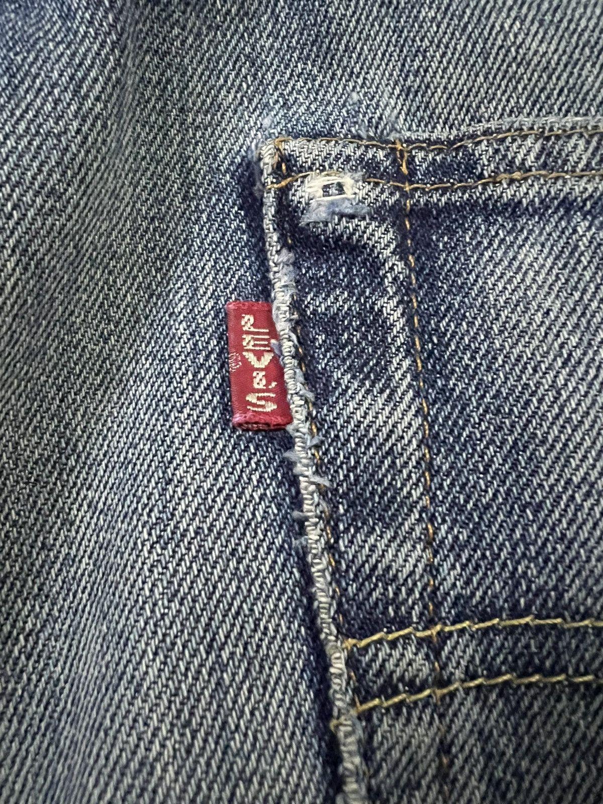 Levi's VINTAGE LEVIS 501 BIG E DISTRESSED JEANS Size US 28 / EU 44 - 10 Thumbnail