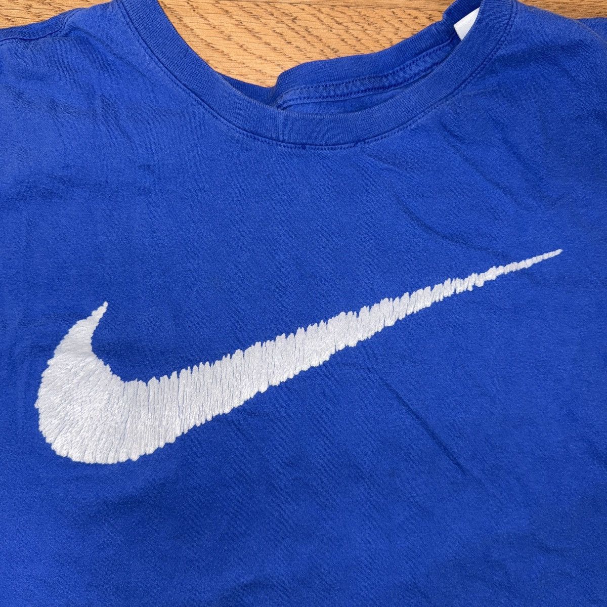 Nike × Vintage Nike blue and white t-shirt big nike swoosh Size US XXL / EU 58 / 5 - 2 Thumbnail