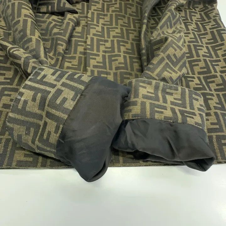 Fendi Fendi SS22 Logo Print Polo Jacket for Men -2507 Size US M / EU 48-50 / 2 - 9 Thumbnail