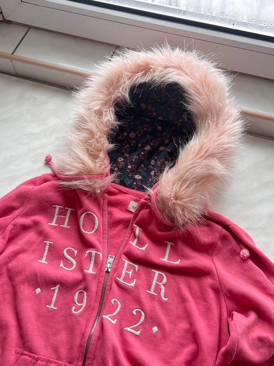 Hollister Y2K Hollister 2000s Full Faux Fuzzy Fur Hoodie Lgb Style VTG Size M / US 6-8 / IT 42-44 - 5 Thumbnail