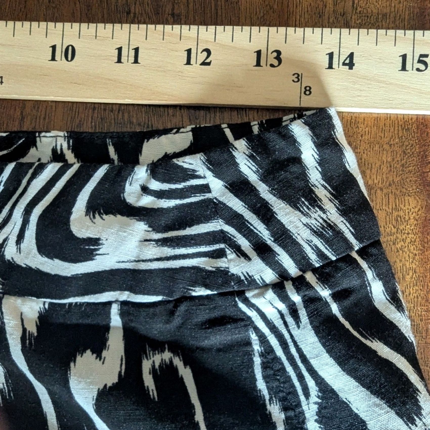Vintage VINTAGE_Abstract Animal Print Mini Skirt Linen Blend Ruffle Zebra Size 4 Size 27" / US 4 / IT 40 - 6 Thumbnail