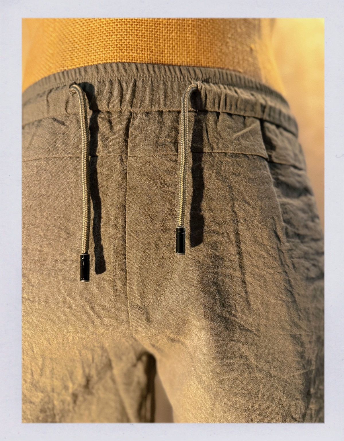 Other Lightweight Olive Green Drawstring Shorts – Easygoing Style Size US 28 / EU 44 - 2 Thumbnail