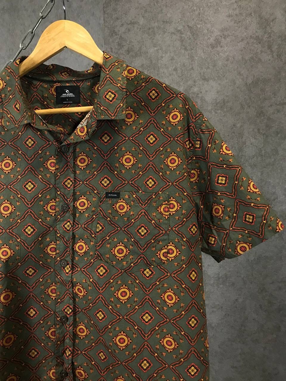 Rip Curl × Ripcurl Ripcurl Rip curl skate art Hawaiian shirt Size US L / EU 52-54 / 3 - 2 Thumbnail