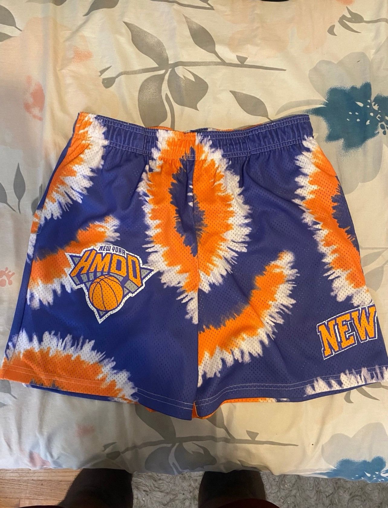 HMDD HMDD Shorts “New York Knicks” Size US 36 / EU 52 - 1 Thumbnail