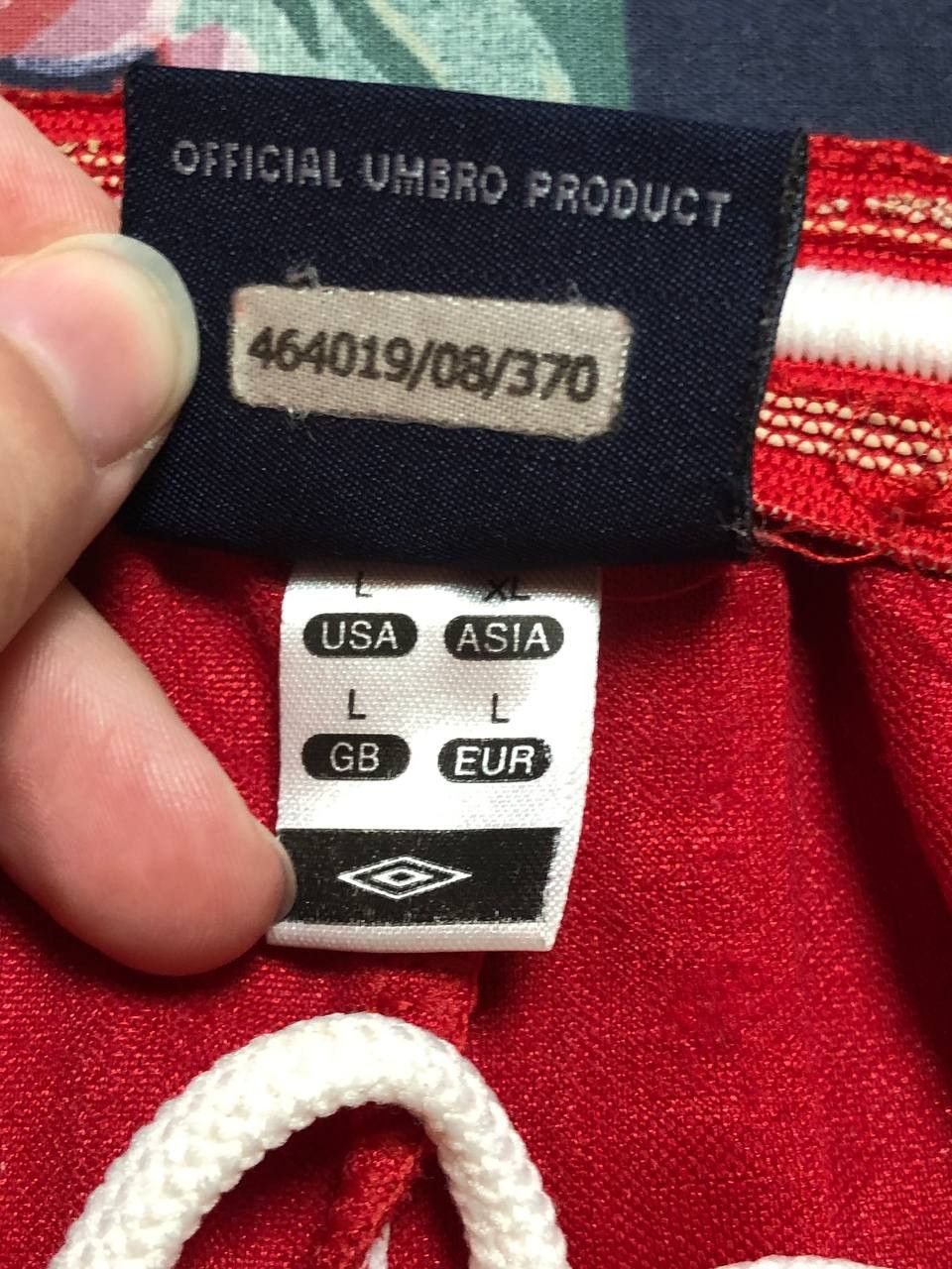 Umbro Umbro Shorts Size US 34 / EU 50 - 2 Thumbnail