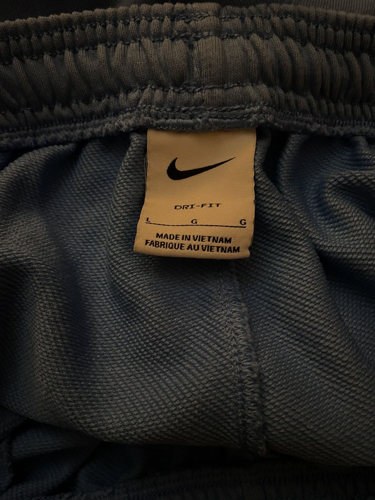 Nike Standard Issue Nike Short 7’ Size US 32 / EU 48 - 4 Thumbnail