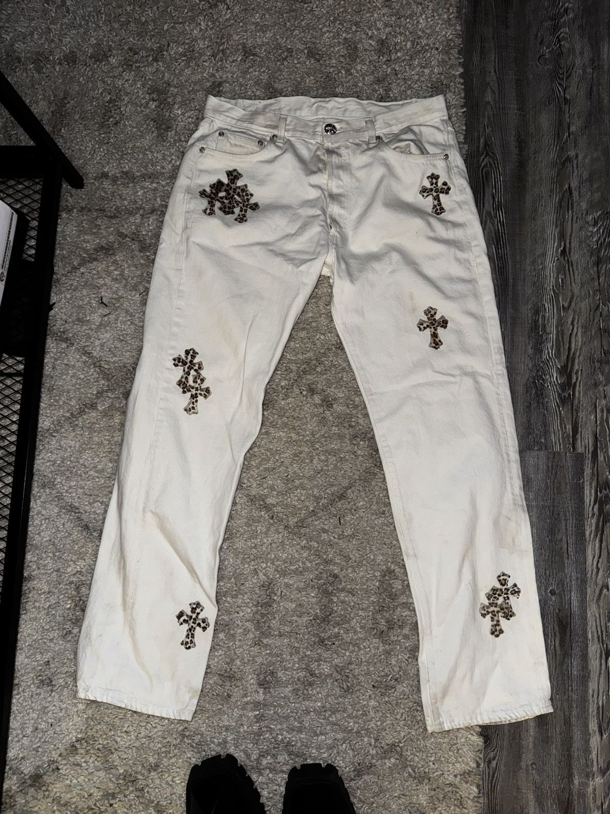 Chrome Hearts Chrome Hearts x Levis - White/ Leopard Cross patch denim Size US 33 - 2 Thumbnail