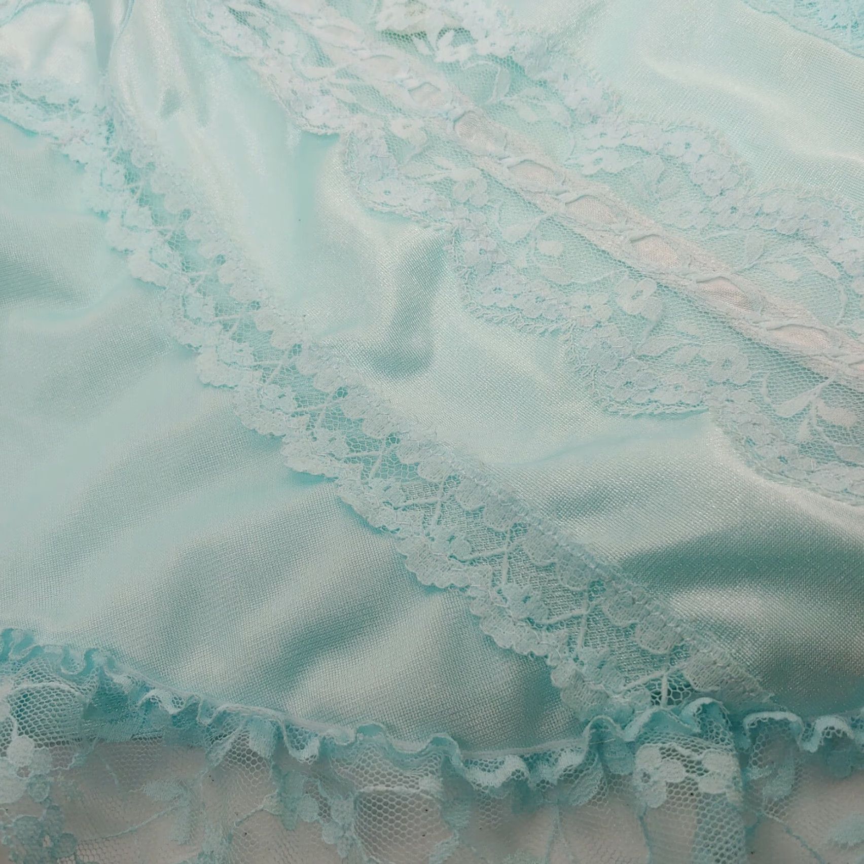 Vintage VINTAGE Nan Flower Women's Camisole Top Pajama Shirt S Blue Lace Ruffle Flower Sleeveless V-Neck Size S / US 4 / IT 40 - 3 Thumbnail