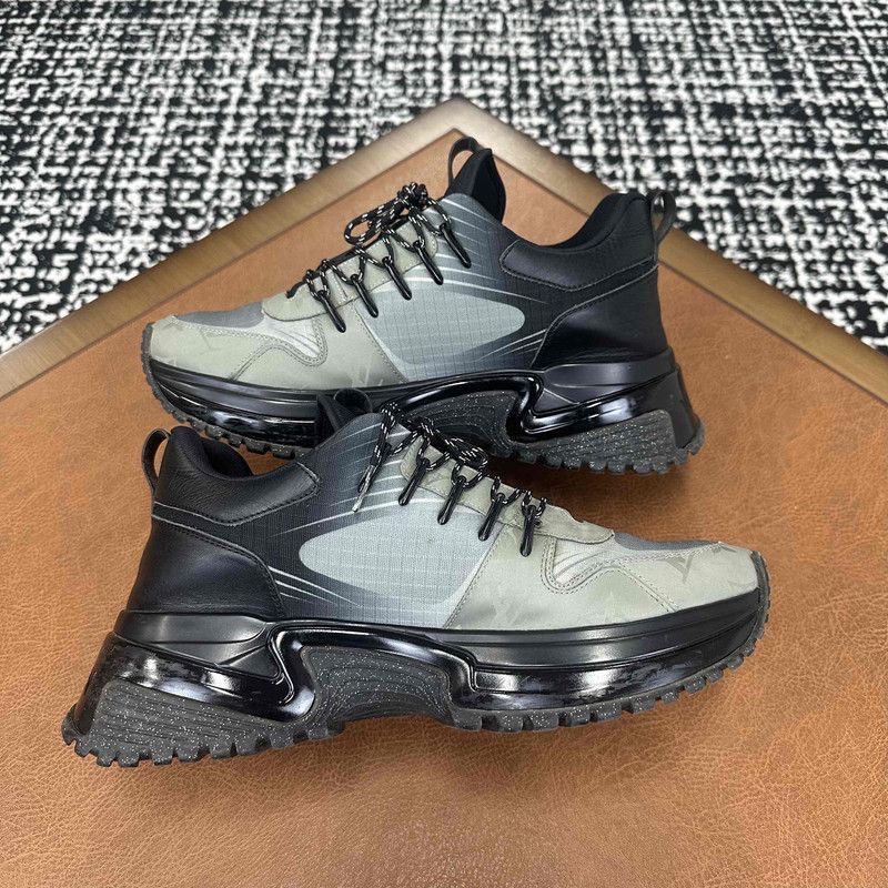 Louis Vuitton Louis Vuitton Comfortable Low-Top Casual Sneakers - Size US 8 / EU 41 - 5 Thumbnail