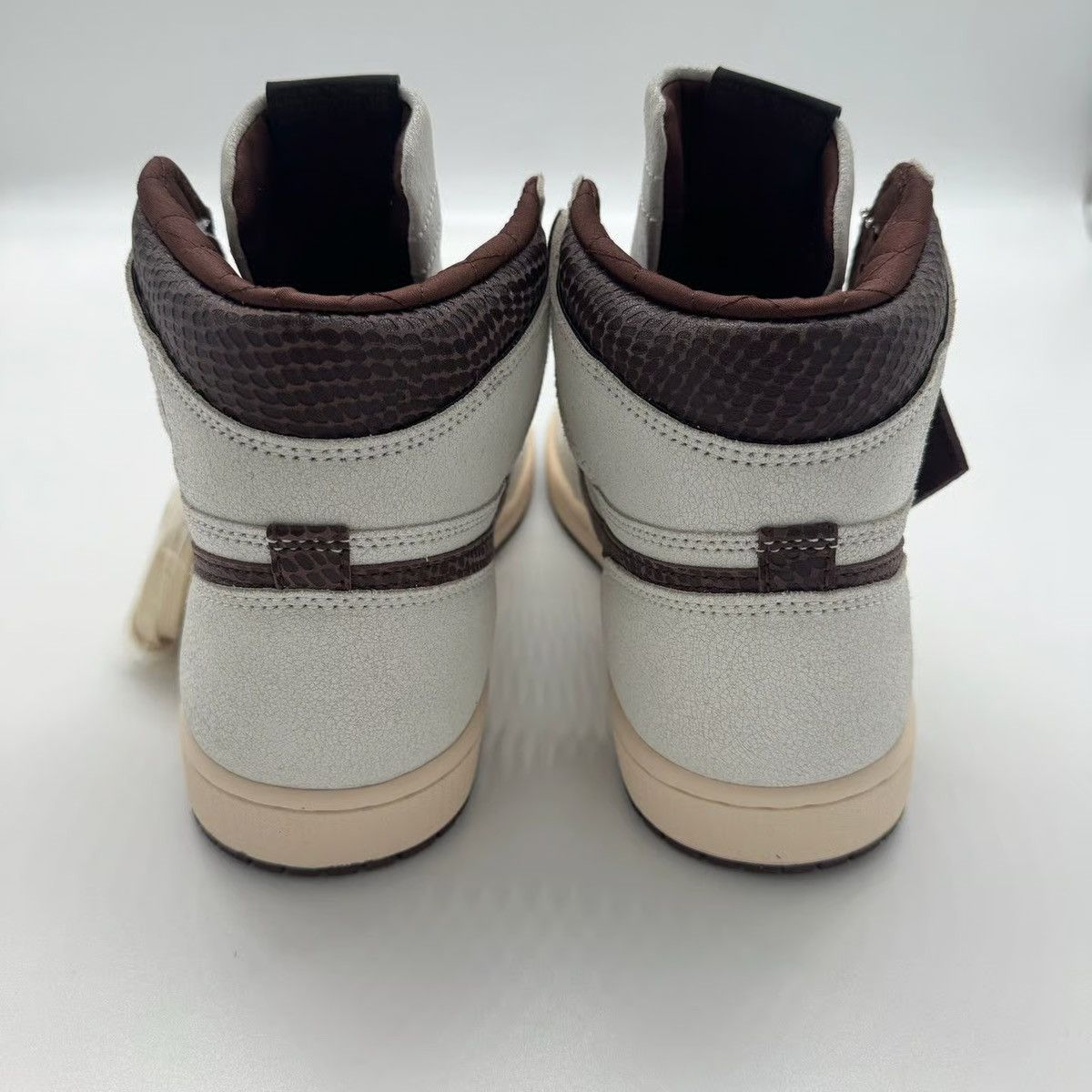 Jordan Brand Jordan 1 Retro High OG A Ma Maniére Size US 10.5 / EU 43-44 - 7 Thumbnail