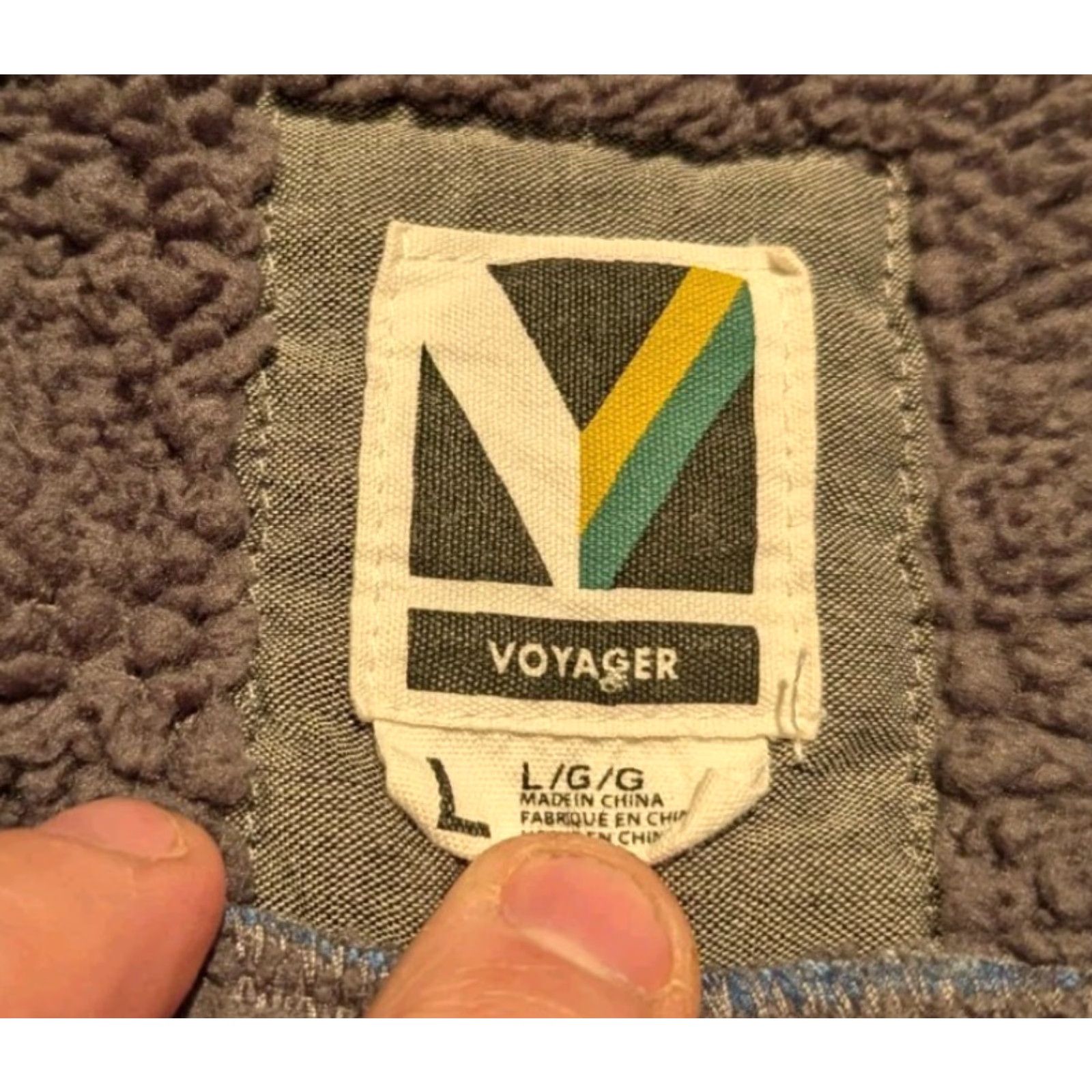 Vintage V Voyager Shacket Button-Up Shirt Male L Blue Gray Striped Fleece Pockets Heavyweight Casual Workwear EUC Size US L / EU 52-54 / 3 - 7 Thumbnail