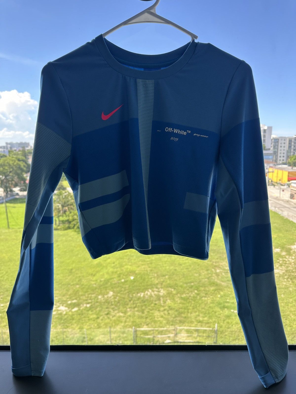Nike × Off-White OFF-WHITE x Nike Easy Run Top Size M / US 6-8 / IT 42-44 - 2 Thumbnail
