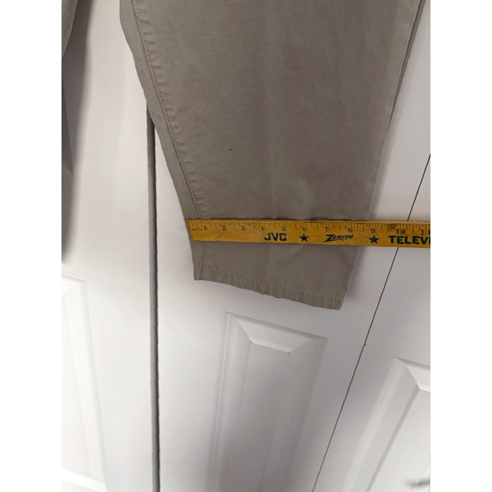 Vintage VINTAGE Columbia Hiking Pants Womens Beige Khaki 18 Regular Chino Outdoors Womens Size 40" / US 18 - 4 Thumbnail