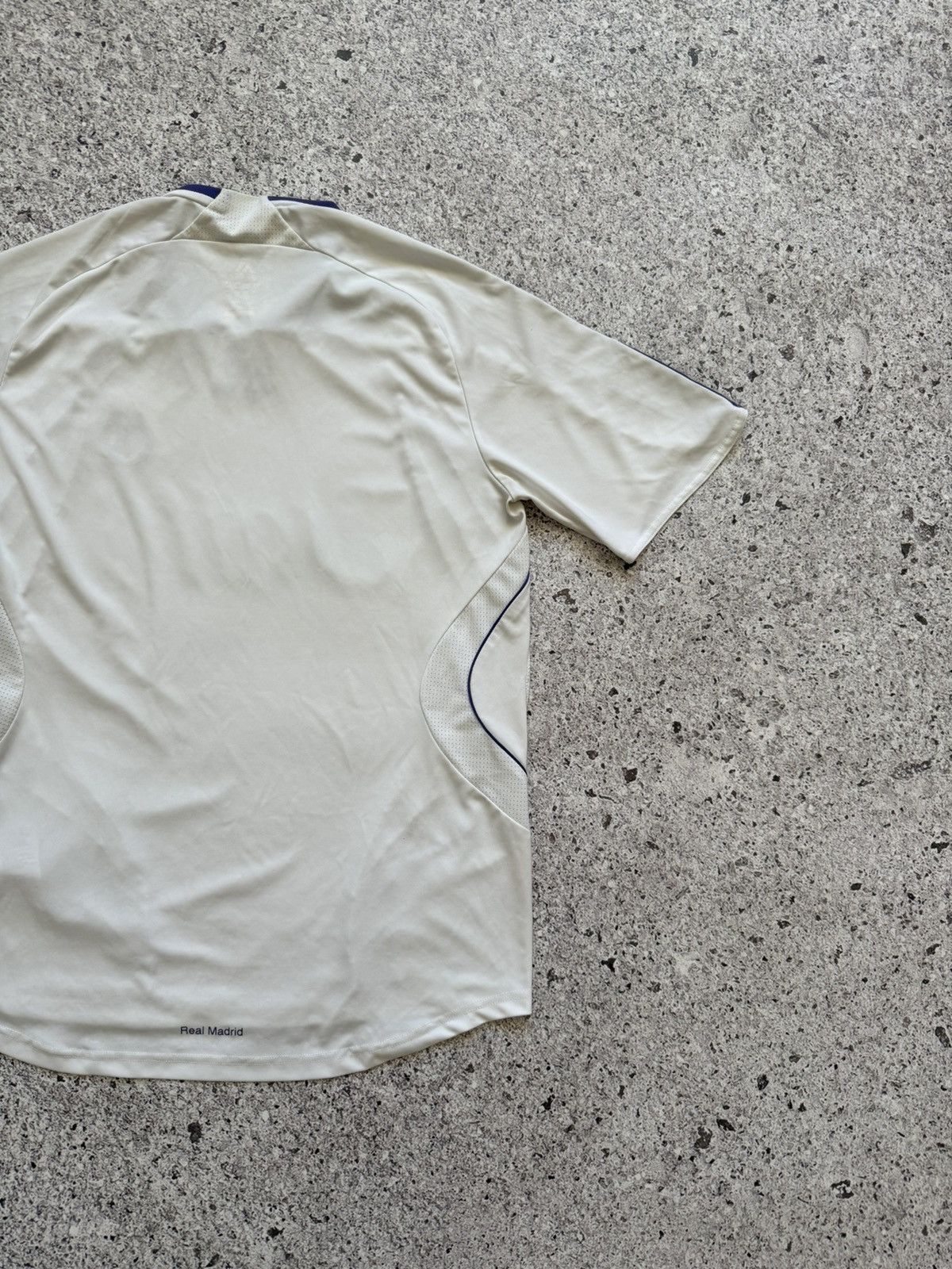 Adidas Vintage Real Madrid 2007 2008 Home Football Soccer Jersey Size US M / EU 48-50 / 2 - 7 Thumbnail