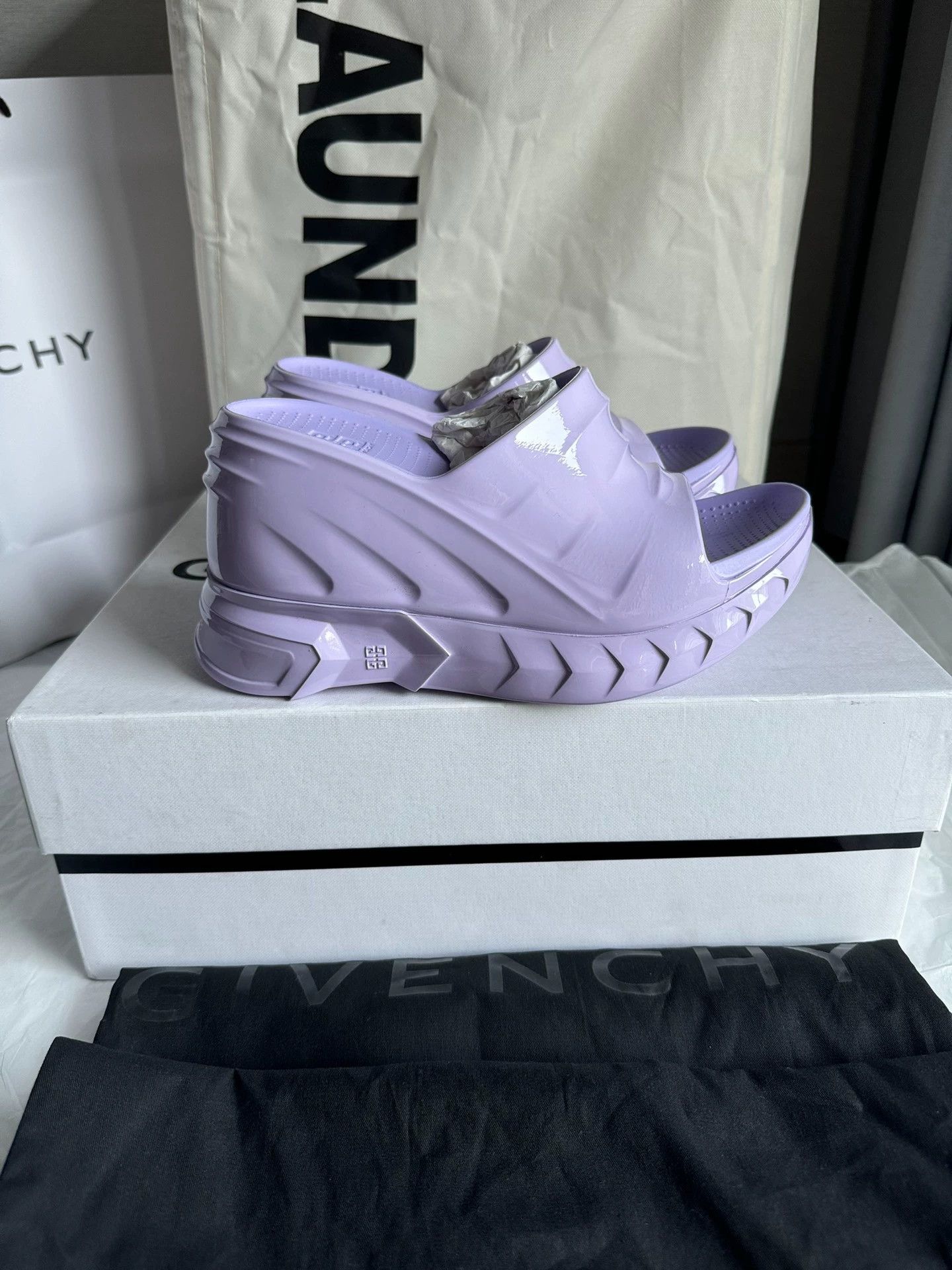 Givenchy Givenchy Marshmallow Wedge Slippers Lavender 35/36/38/39/40 Size US 4.5 / IT 34.5 - 3 Thumbnail
