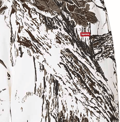 Supreme Supreme Small Box Sweatpant Snow Camo SS24 Large | Grailed 
