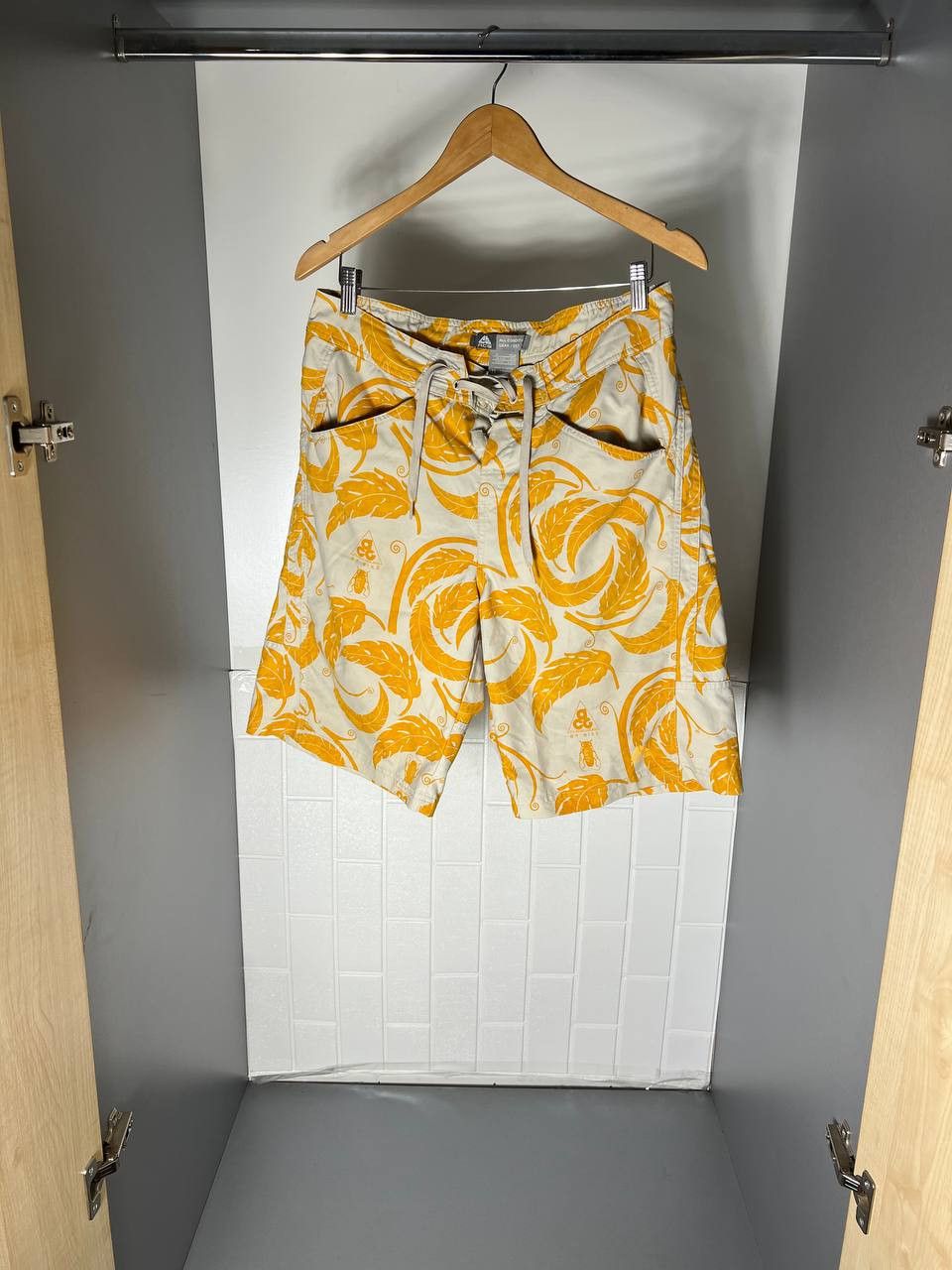 Nike ACG VINTAGE NIKE ACG RETRO DESIGNER SURF SHORTS DRILL Y2K 90s Size US 32 / EU 48 - 8 Thumbnail
