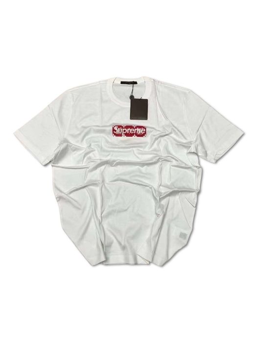 Louis vuitton store x supreme tee