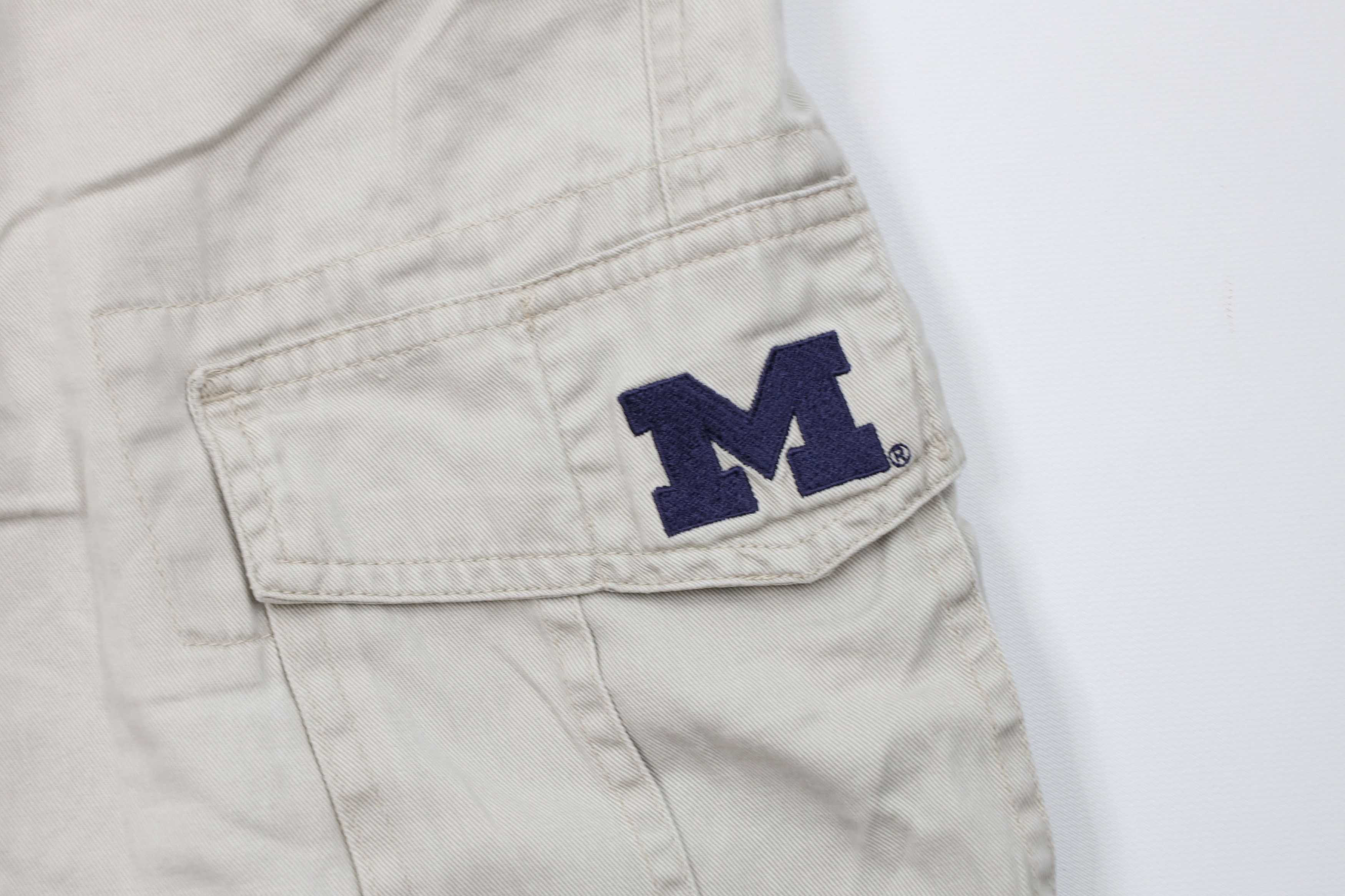 Vintage Vintage 90s Y2K University of Michigan Block M Cargo Shorts Size US 36 / EU 52 - 5 Thumbnail