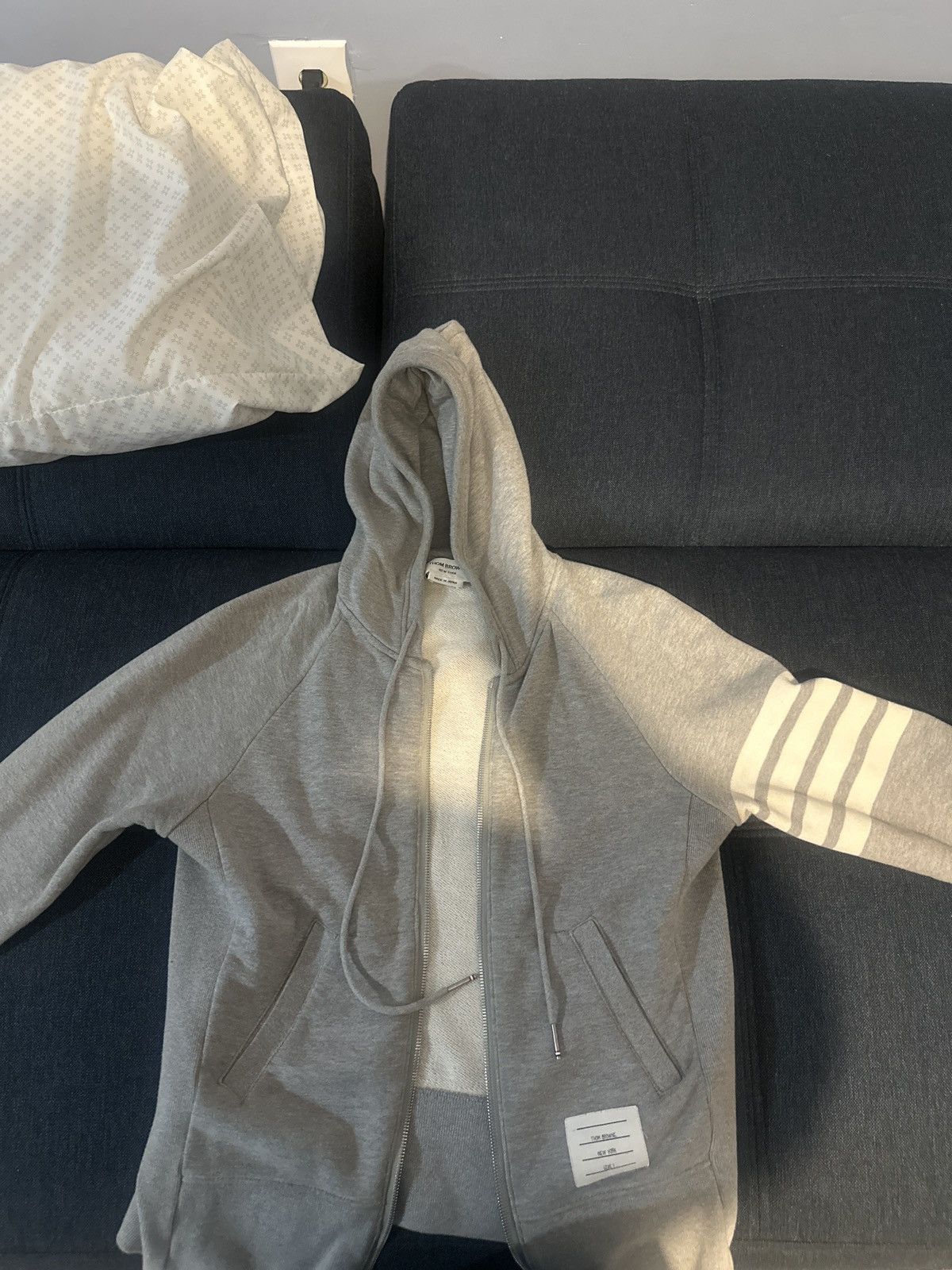 Thom Browne Thom Browne Classic 4-Bar Zip Cotton Hoodie Size US S / EU 44-46 / 1 - 3 Thumbnail