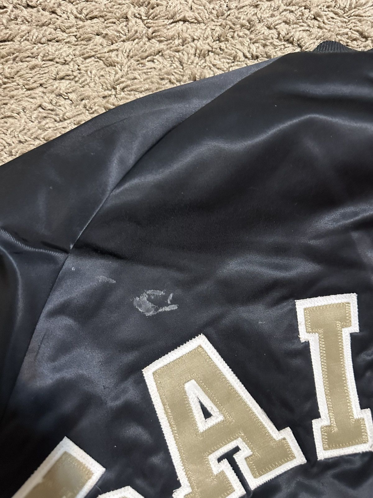 NFL Vintage NFL New Orleans Saints jacket 80s size medium Size US M / EU 48-50 / 2 - 3 Thumbnail